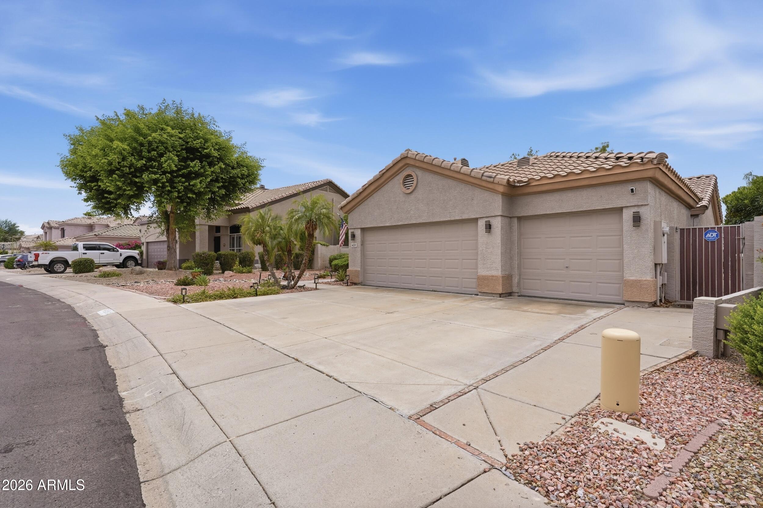 ARROWHEAD RANCH -TUSCANY POINT - Residential