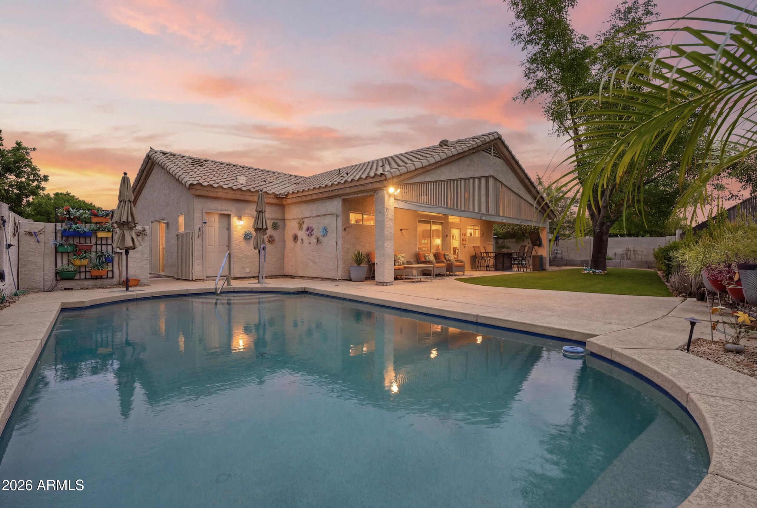 ARROWHEAD RANCH -TUSCANY POINT - Residential