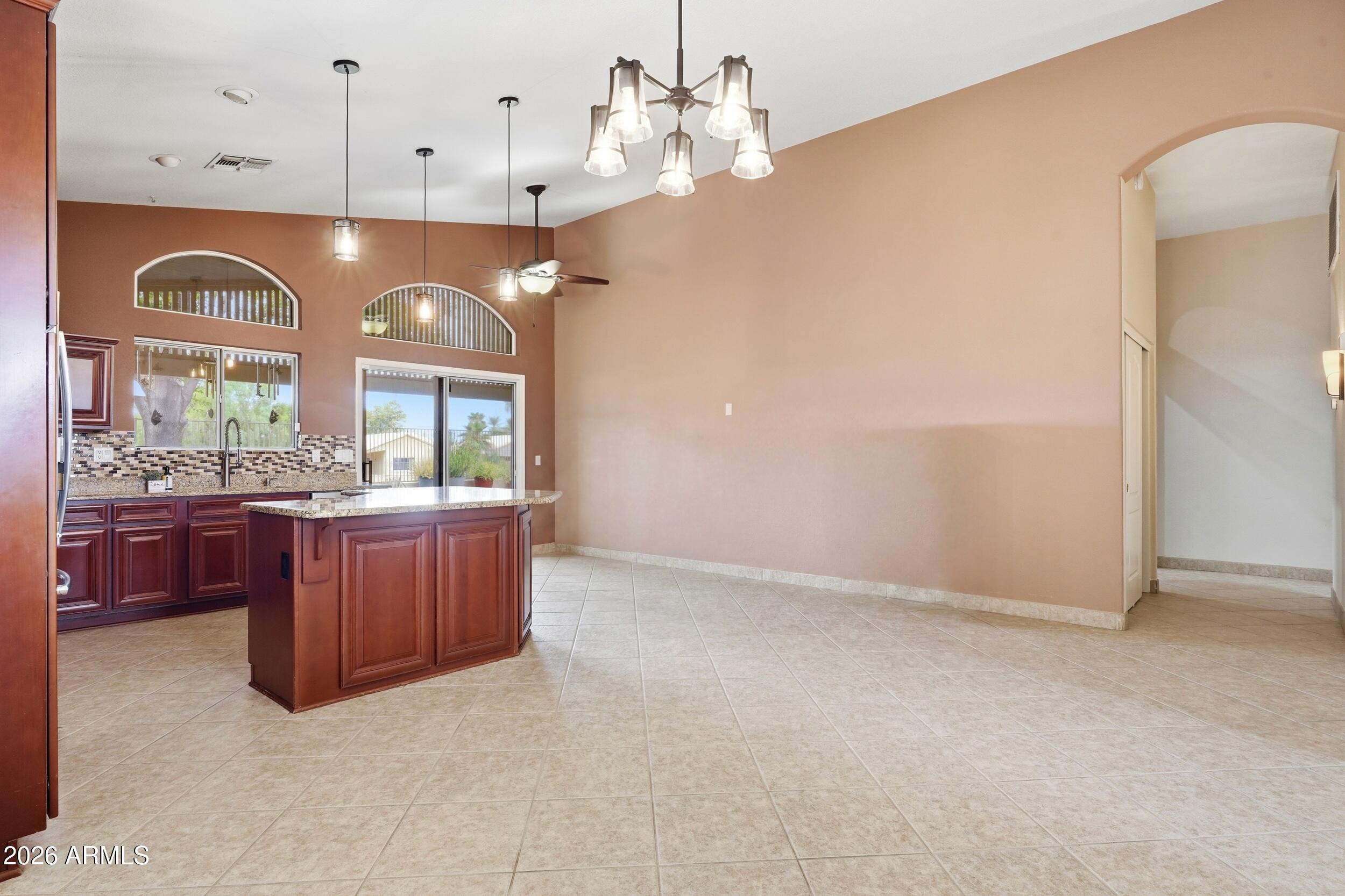 ARROWHEAD RANCH -TUSCANY POINT - Residential