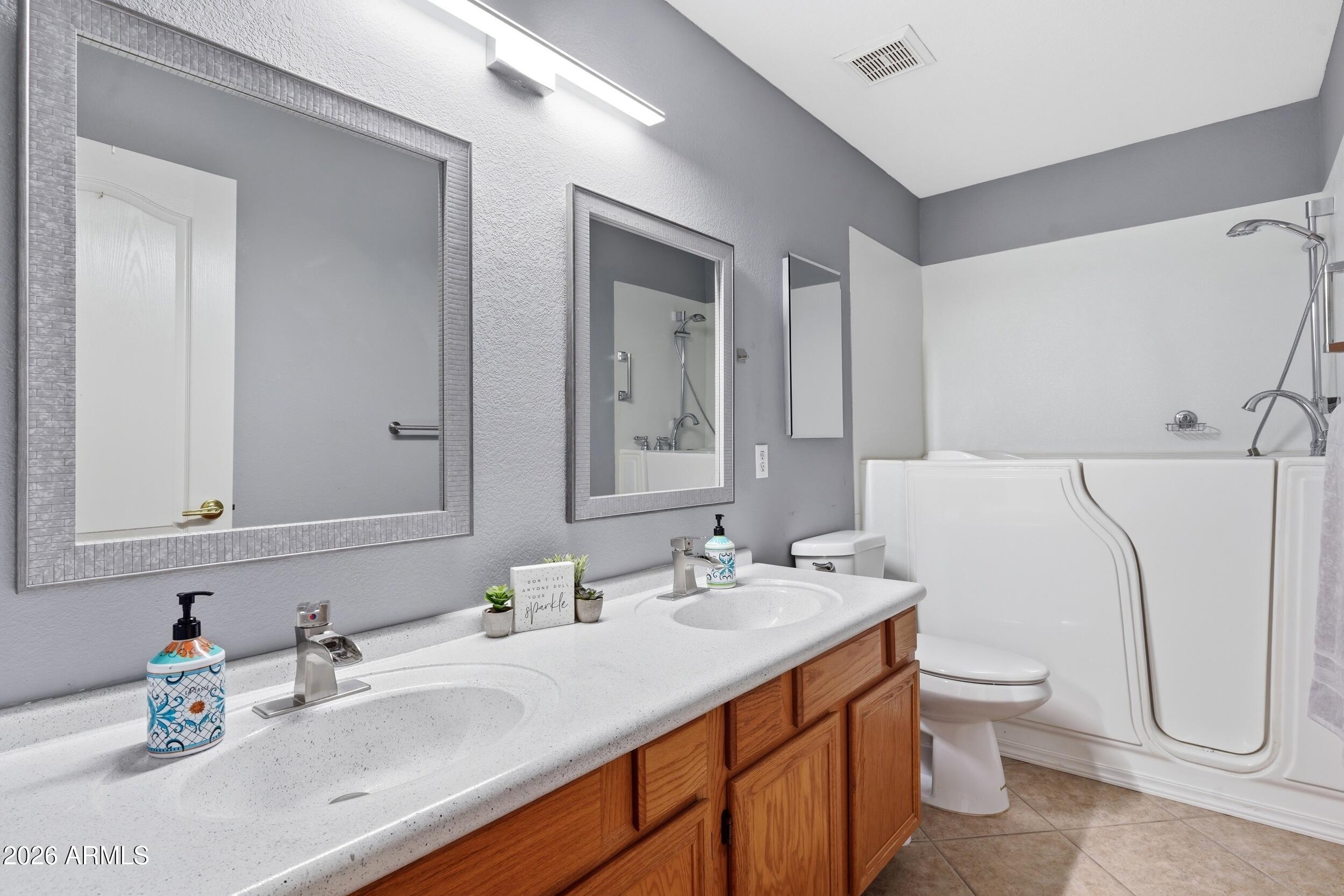 ARROWHEAD RANCH -TUSCANY POINT - Residential