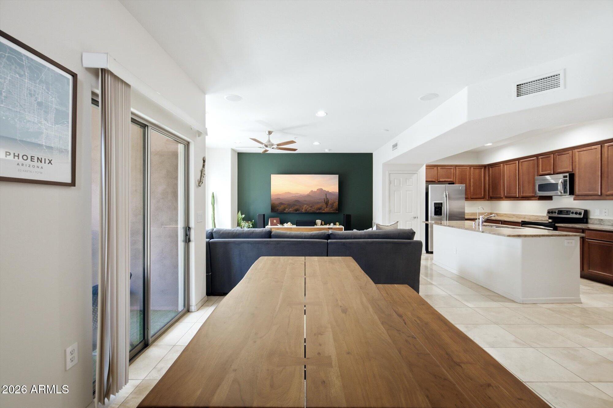 VILLAGES AT AVIANO CONDOMINIUM - Residential Lease