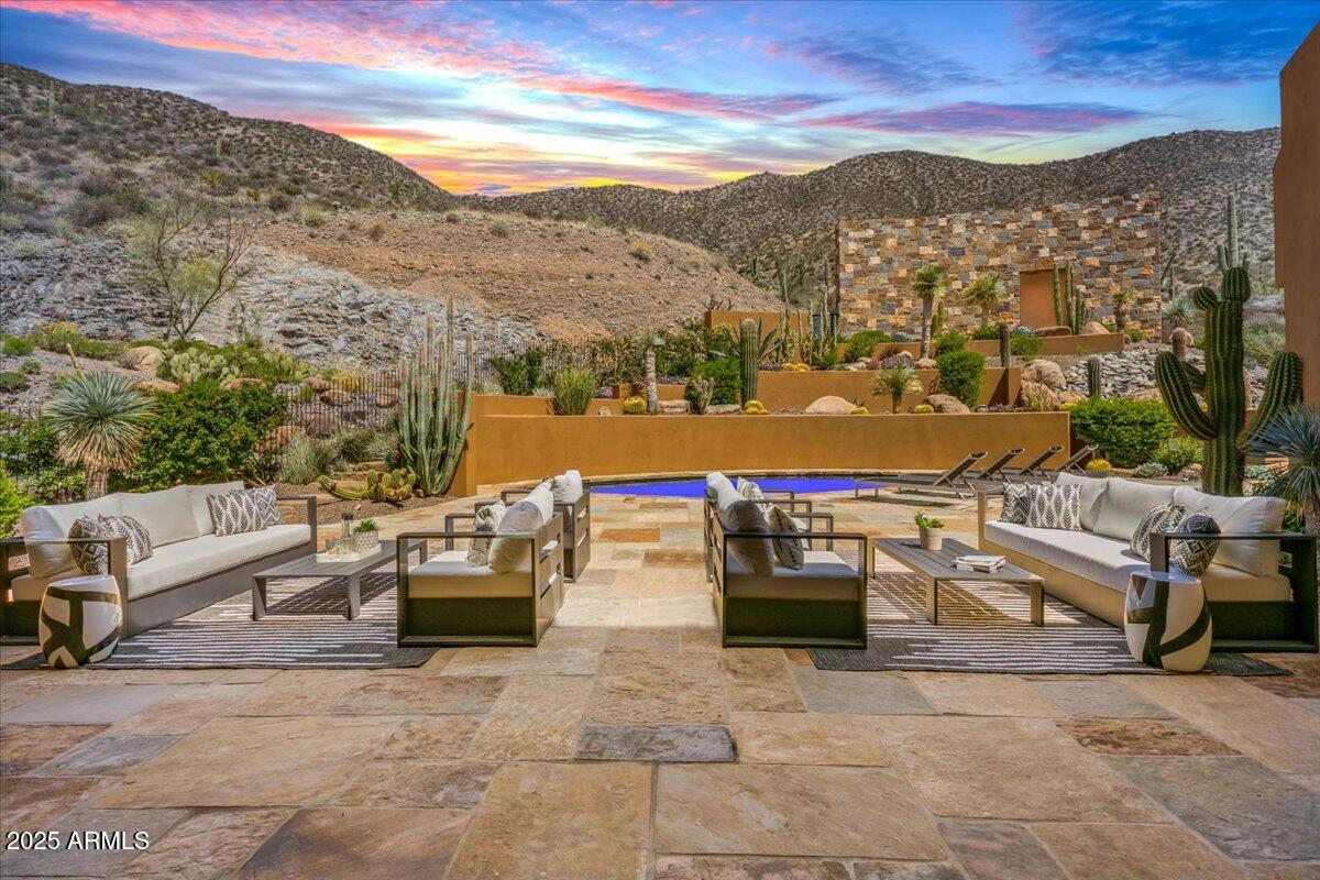 DESERT MOUNTAIN - Residential