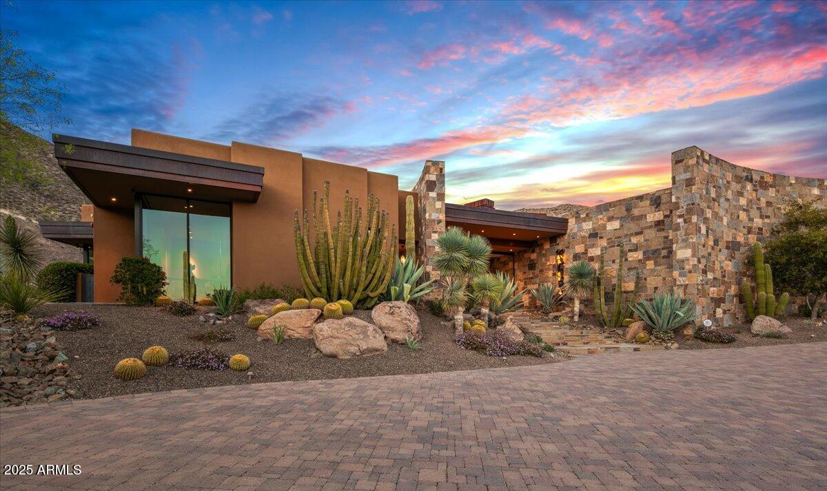 DESERT MOUNTAIN - Residential