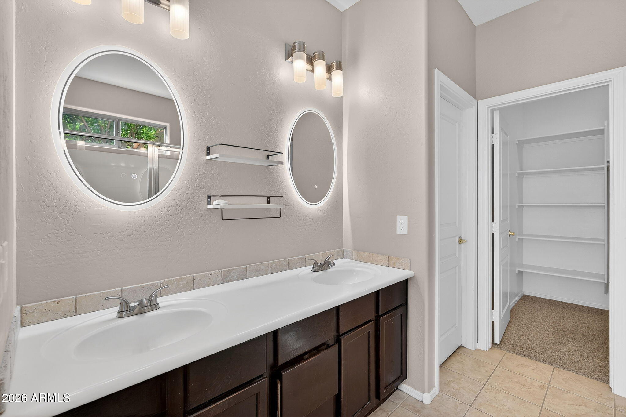 LANGLEY GATEWAY ESTATES 2 - Residential
