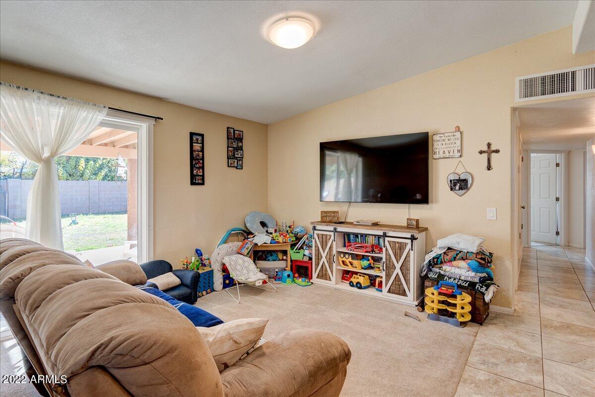 GARDEN CANYON UNIT 3 - Residential