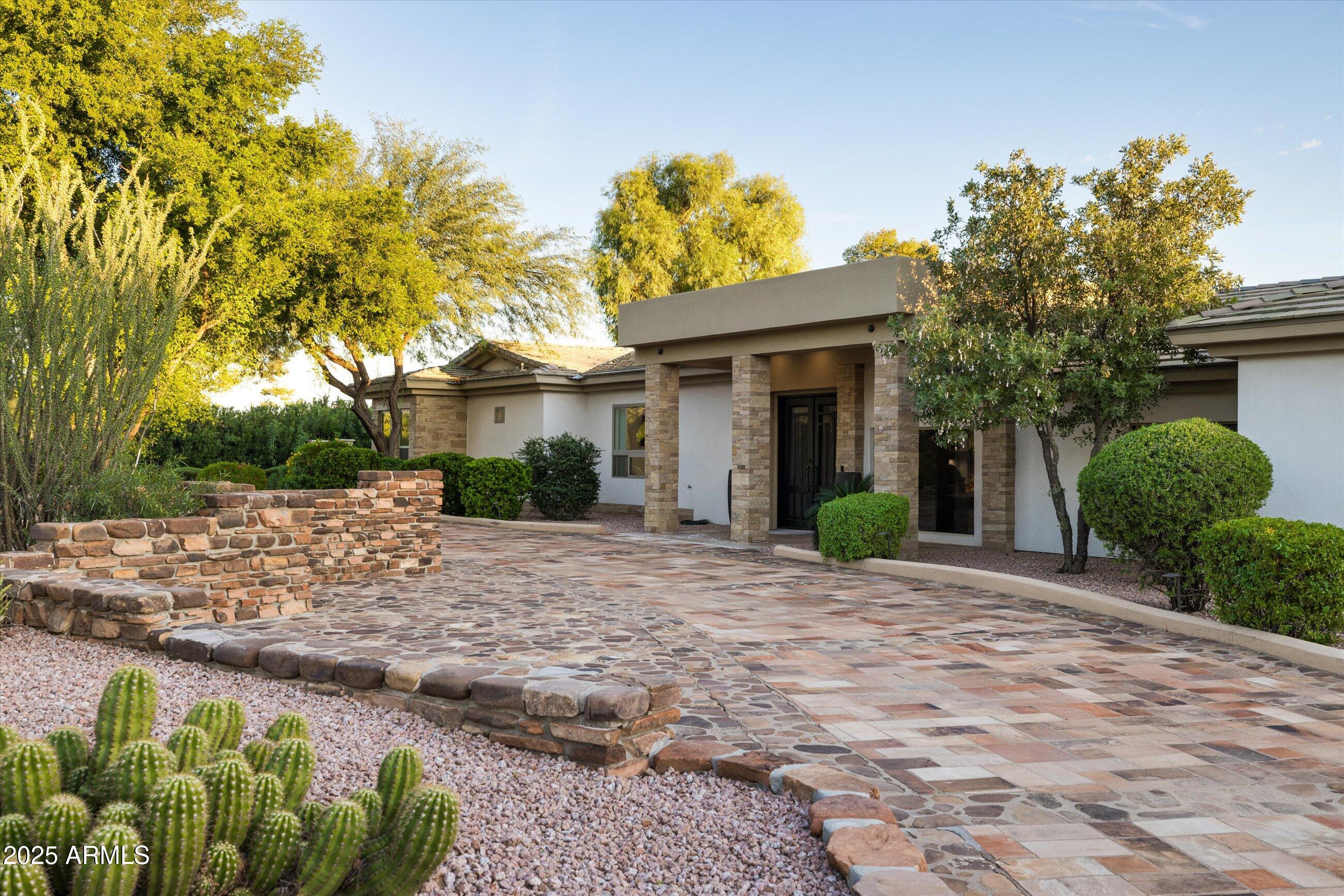 SUNDOWN RANCH - Residential