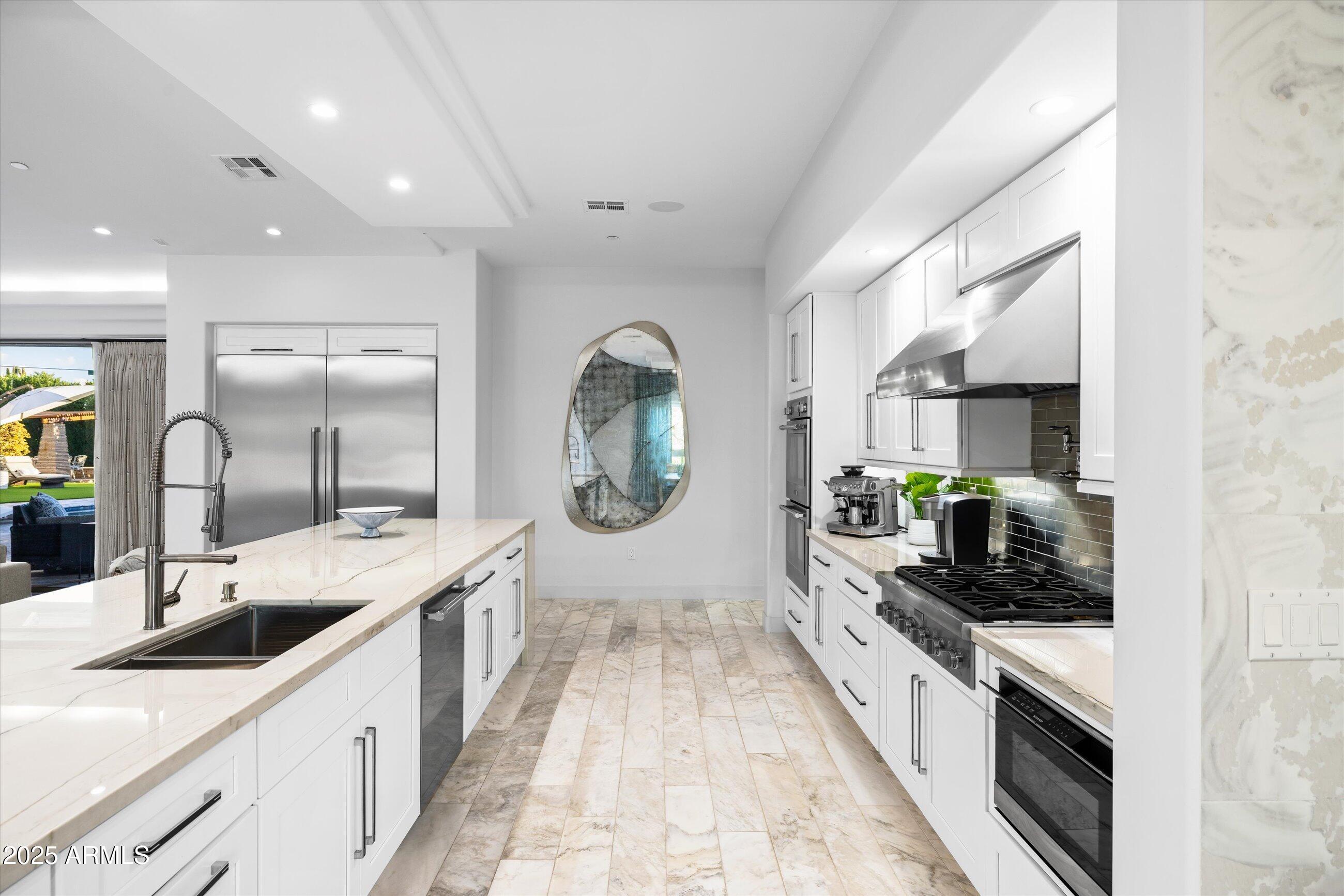 SUNDOWN RANCH - Residential