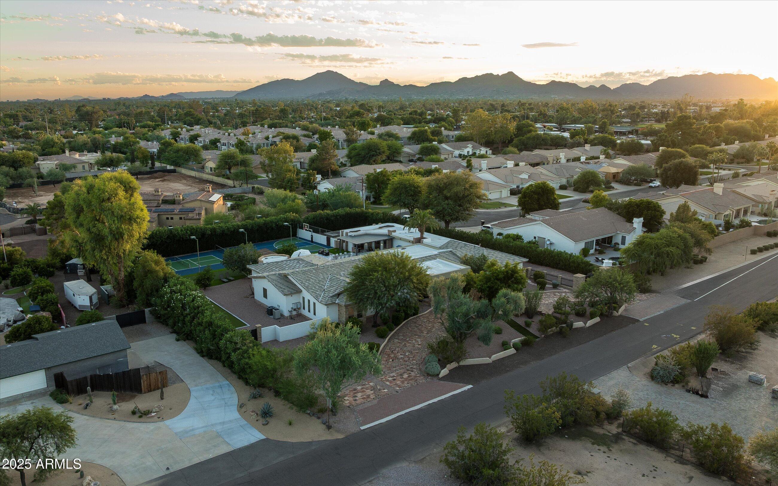 SUNDOWN RANCH - Residential