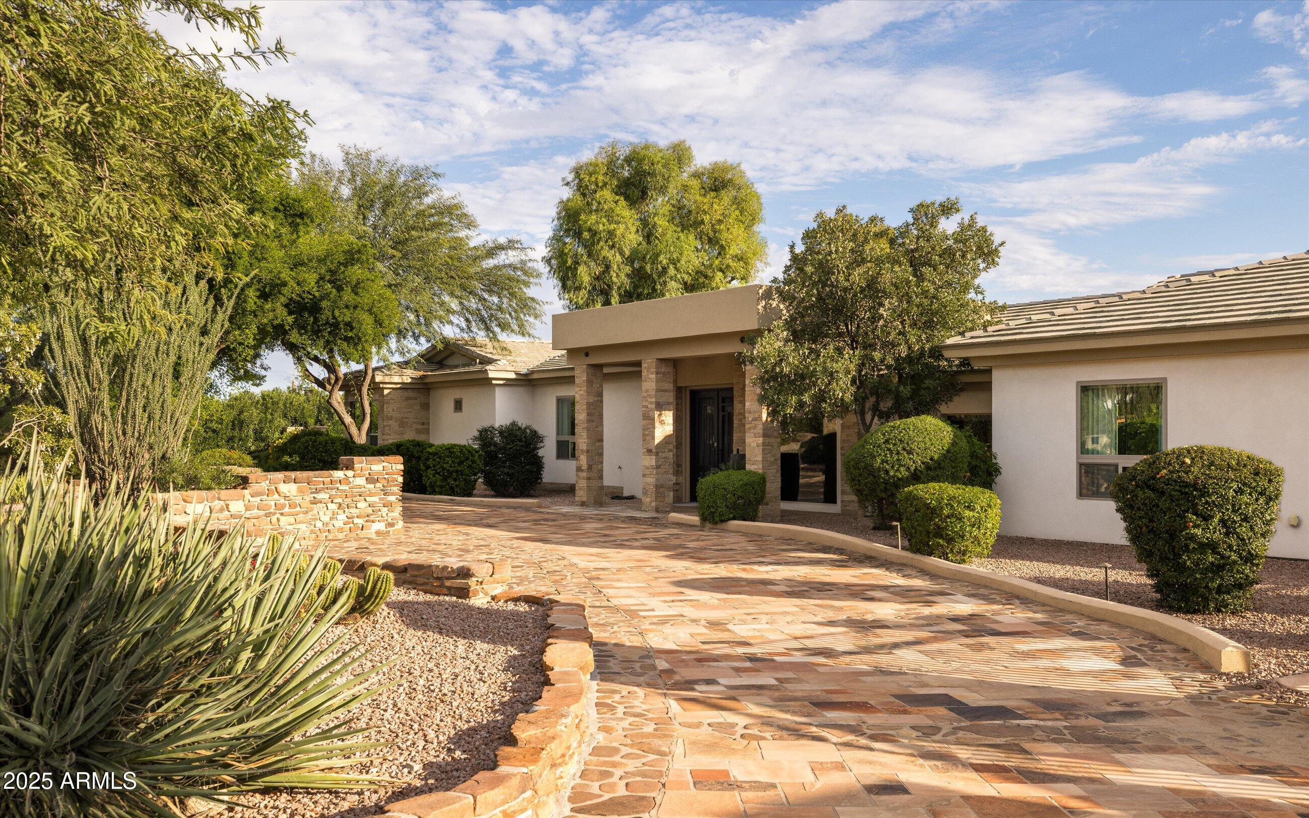 SUNDOWN RANCH - Residential