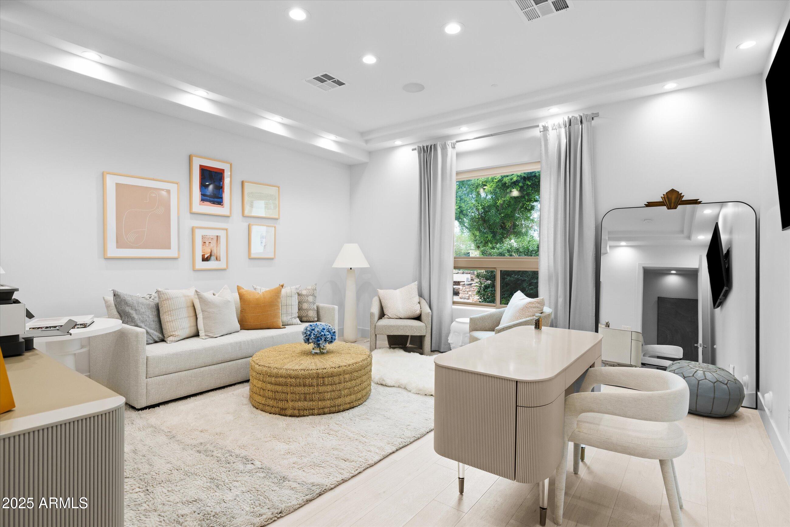SUNDOWN RANCH - Residential