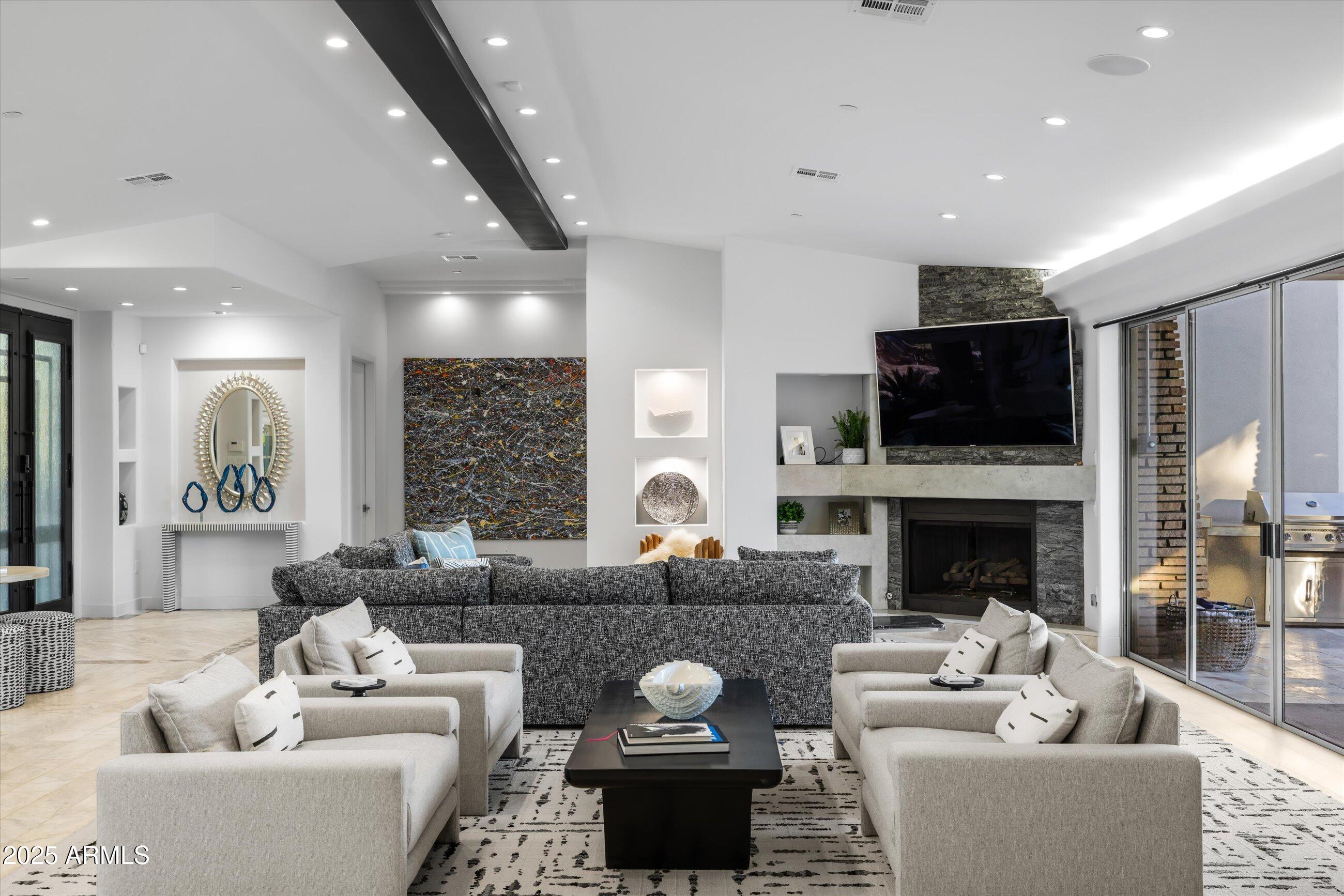 SUNDOWN RANCH - Residential