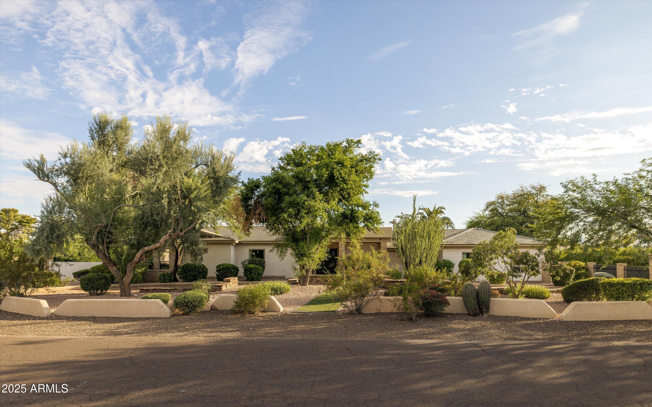 SUNDOWN RANCH - Residential