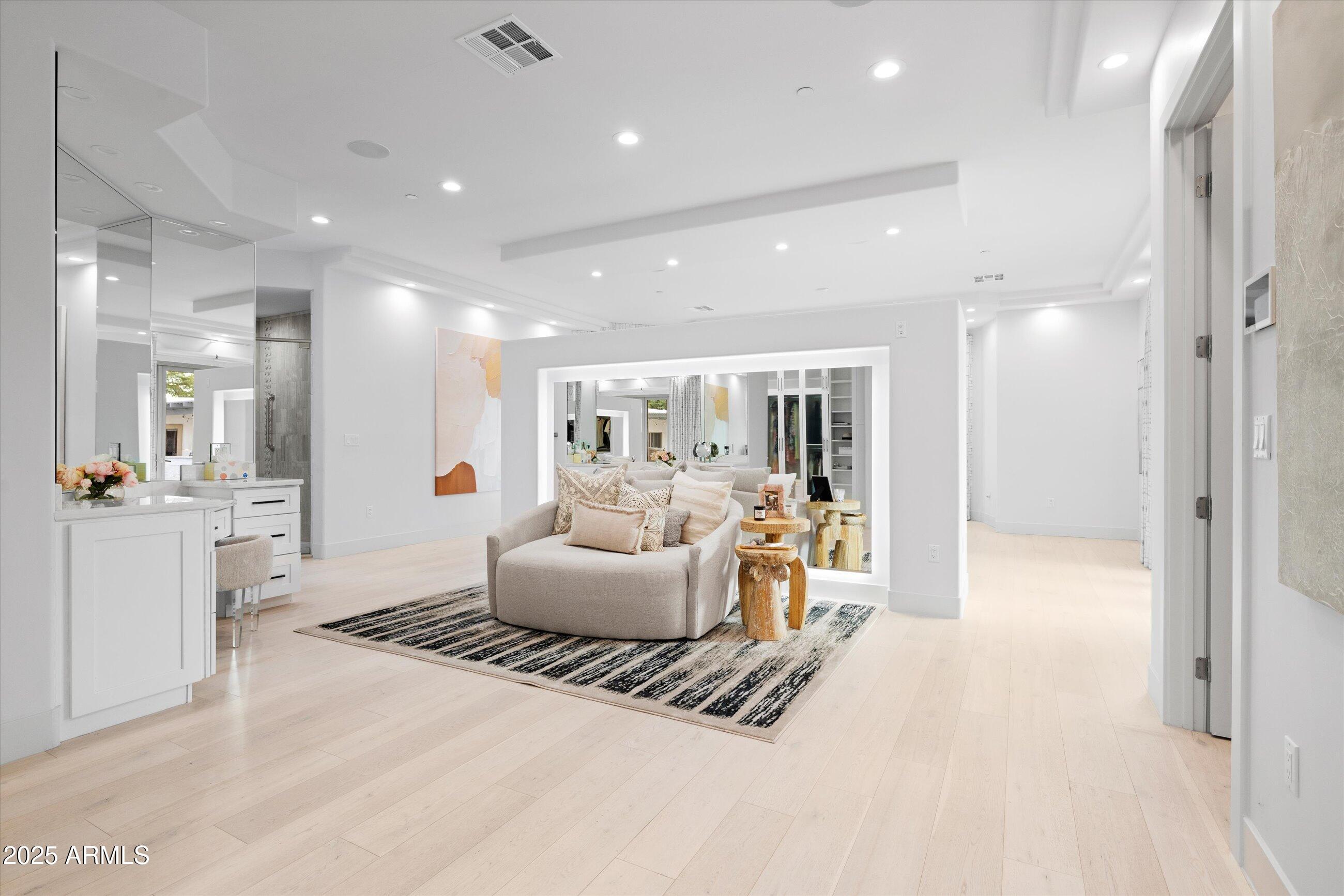 SUNDOWN RANCH - Residential