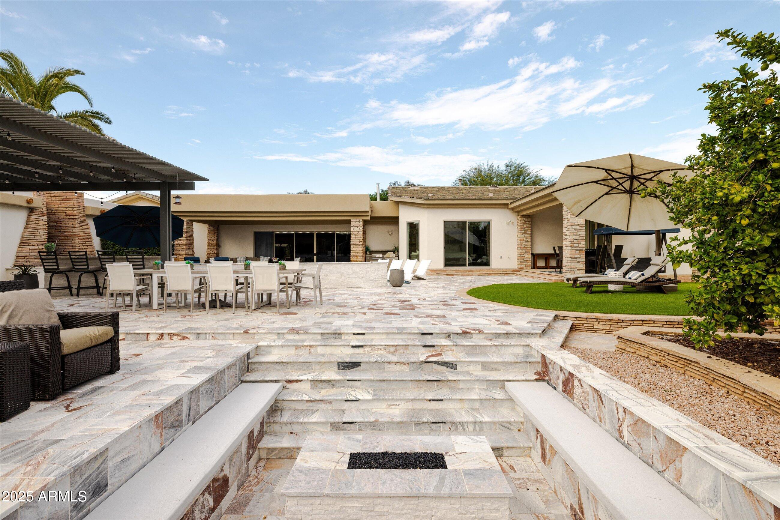 SUNDOWN RANCH - Residential