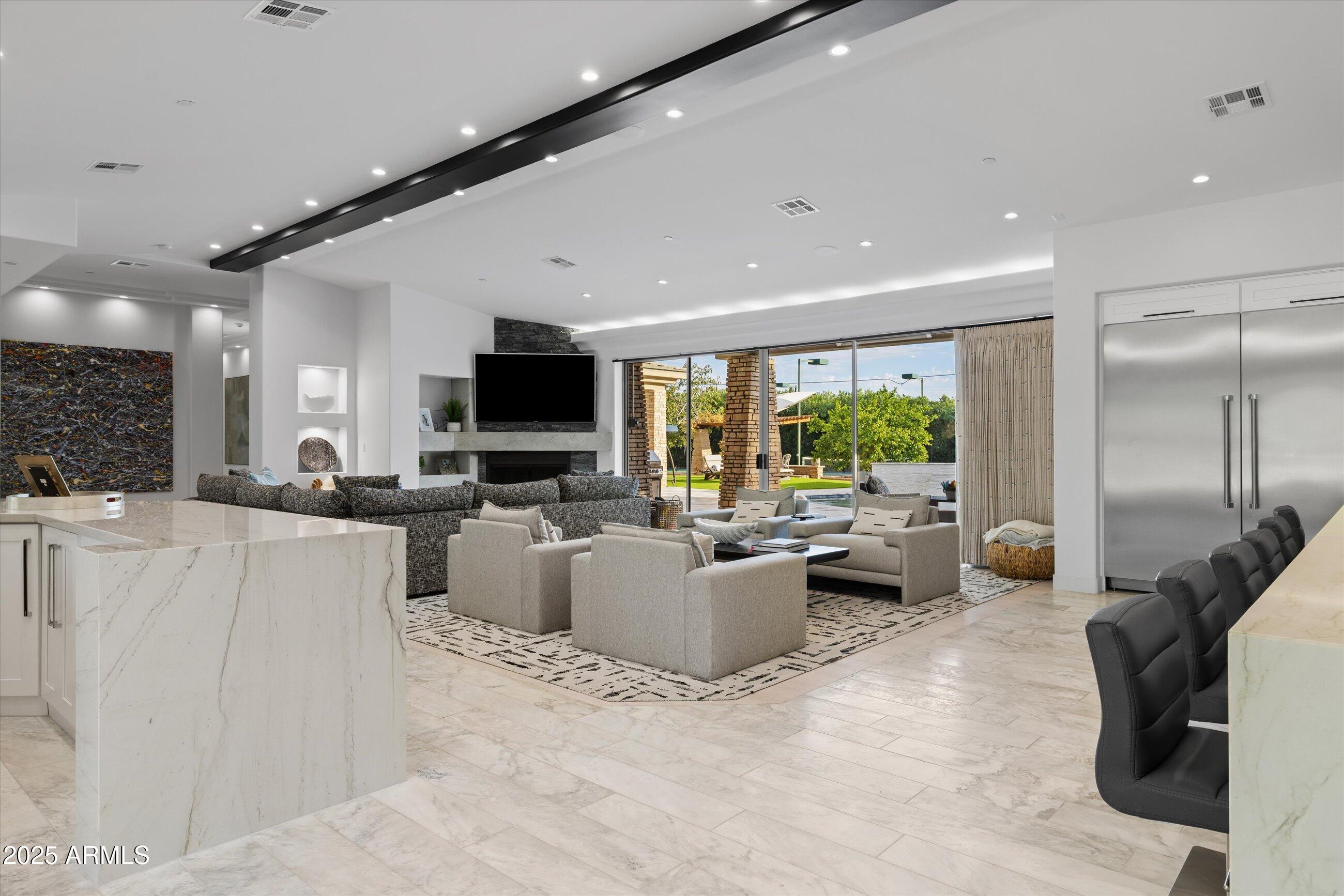 SUNDOWN RANCH - Residential