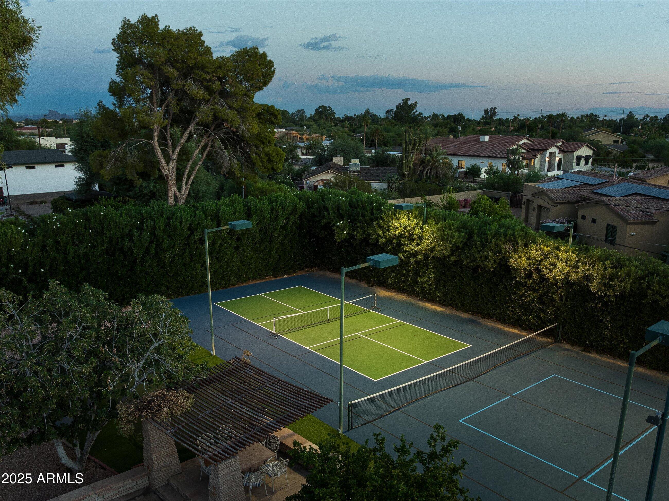 SUNDOWN RANCH - Residential