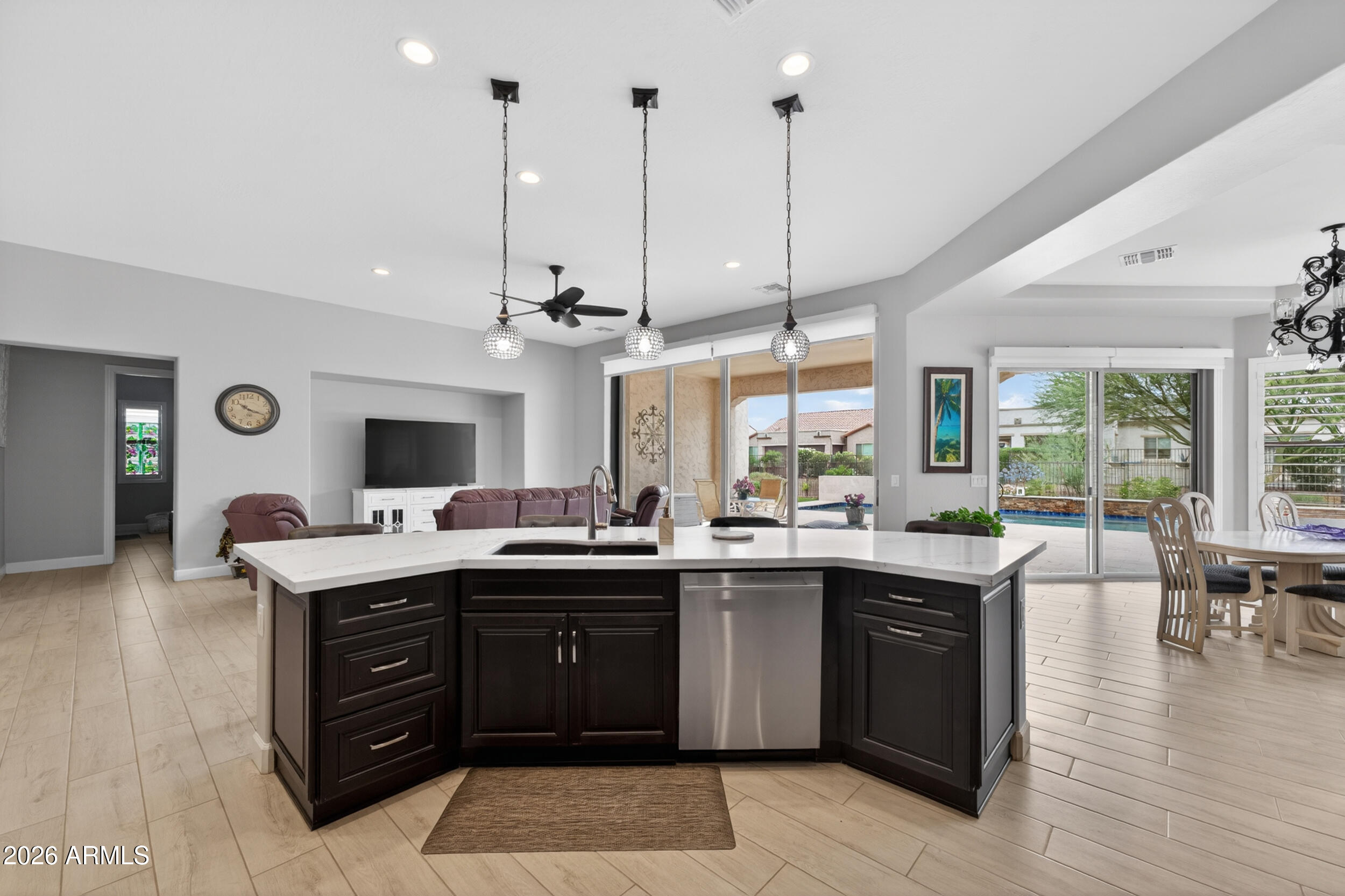 PEBBLECREEK PHASE 2 UNIT FIFTY-SEVEN - Residential