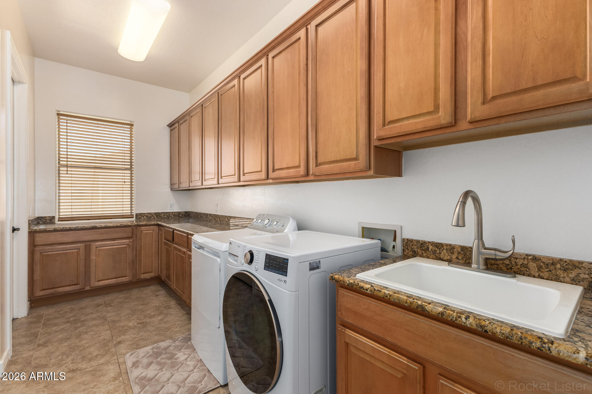 COMM @ W 1/4 COR OF SEC 2-3S-8E TH E-100.00 TH N-5 - Residential