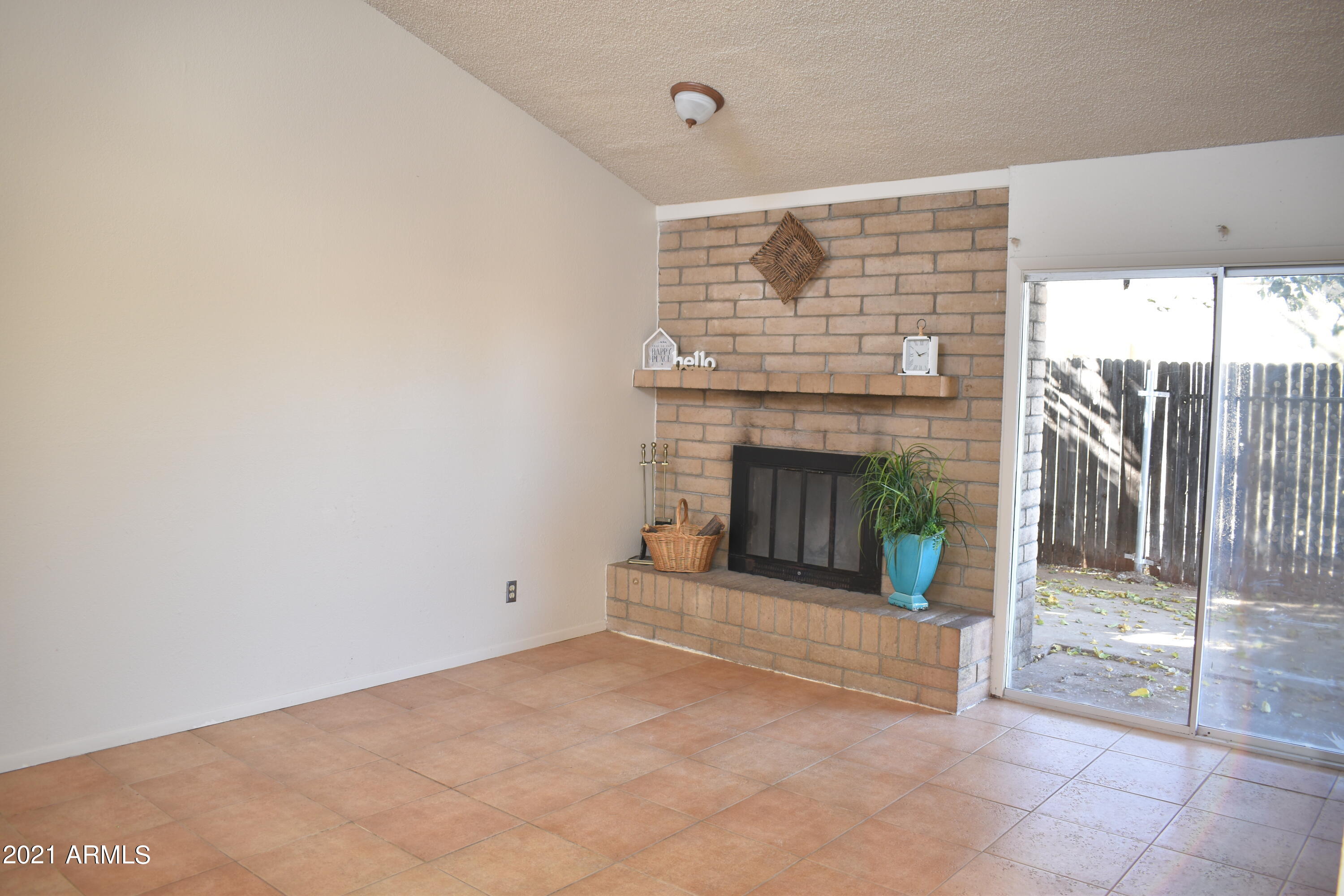PUEBLO DEL SOL UNIT 7 - Residential