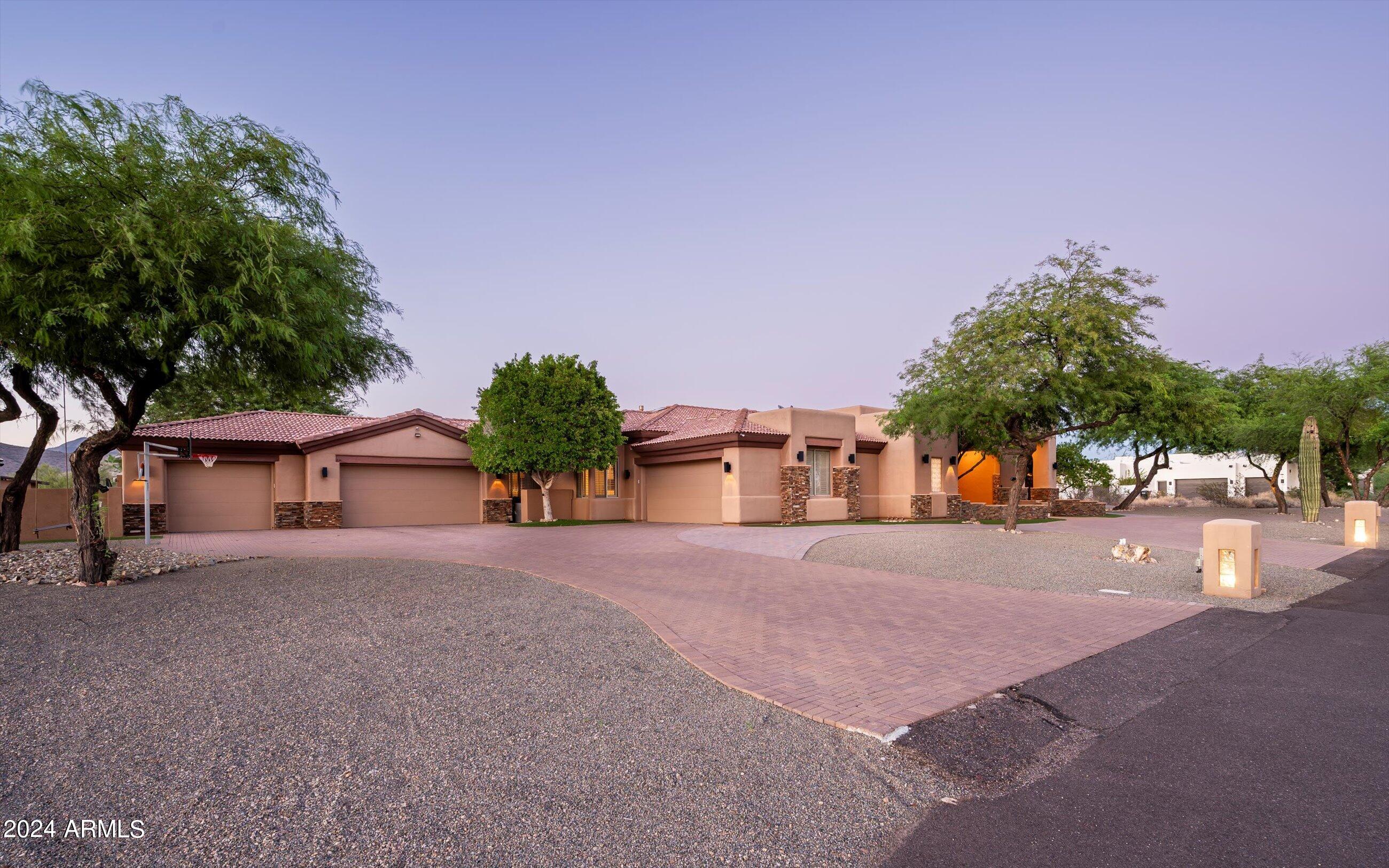 Paradise Heights - Residential