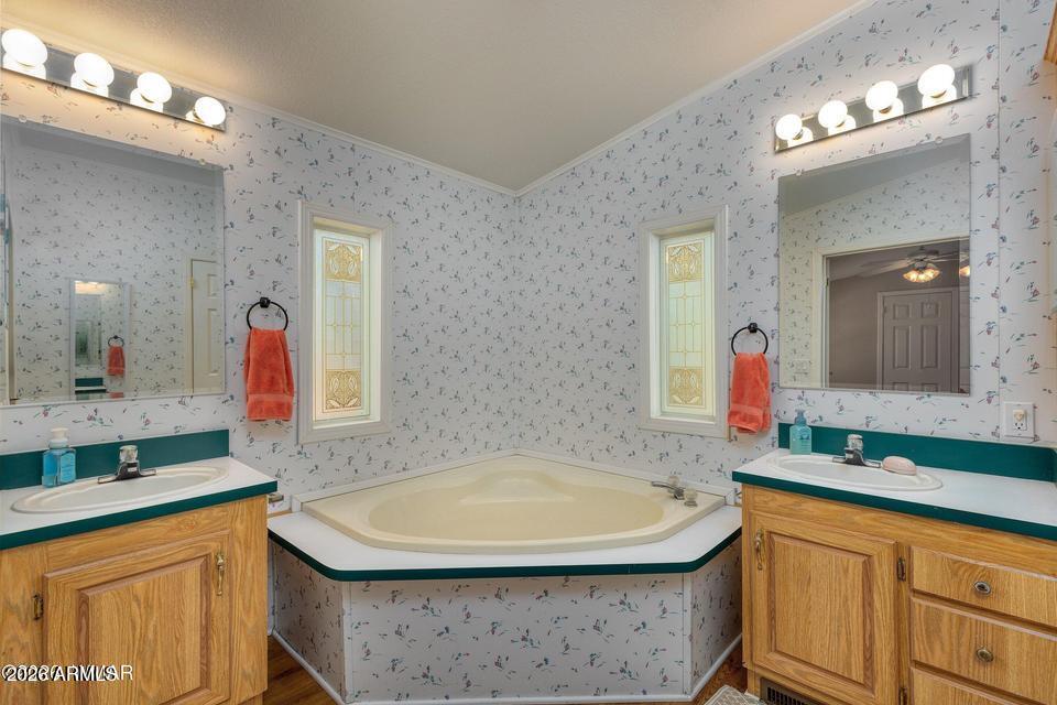 PINEGLEN PARK UNIT 1 - Residential