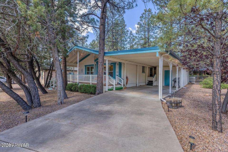 PINEGLEN PARK UNIT 1 - Residential