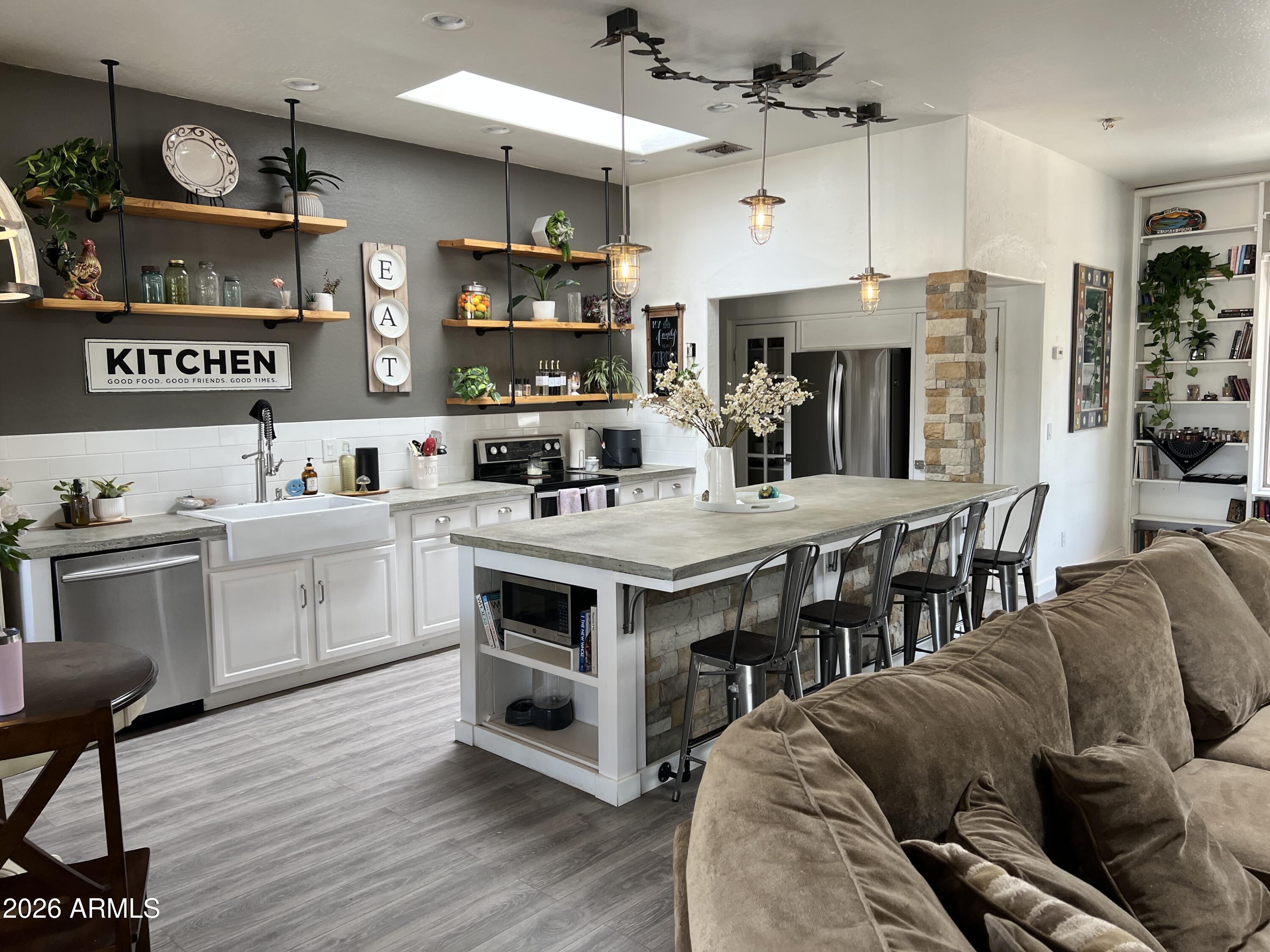 PATTON PLACE ESTATES - Residential