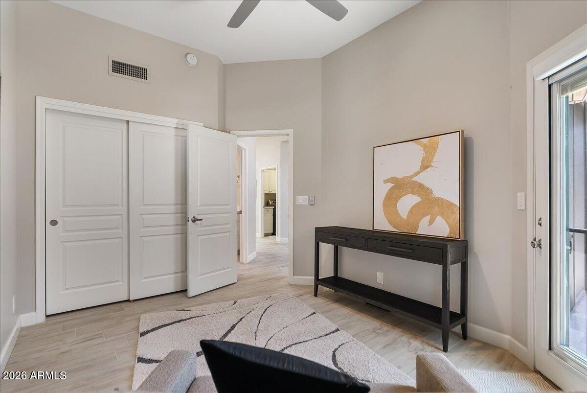 LA VILLITA - Residential