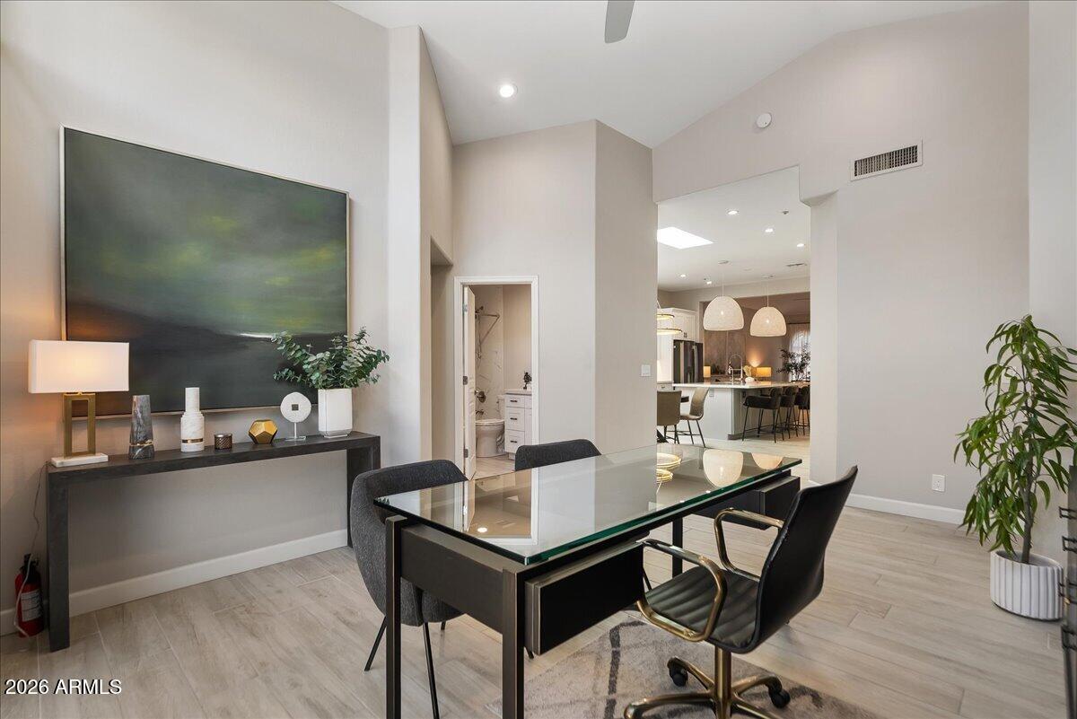 LA VILLITA - Residential