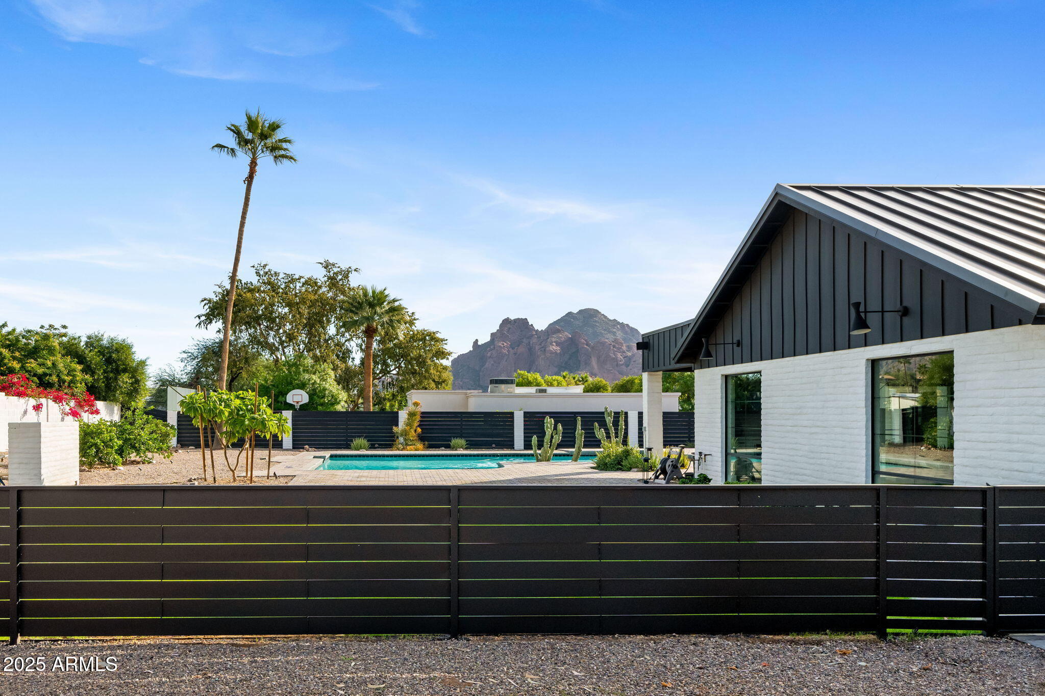 ARROYO HEIGHTS - Residential