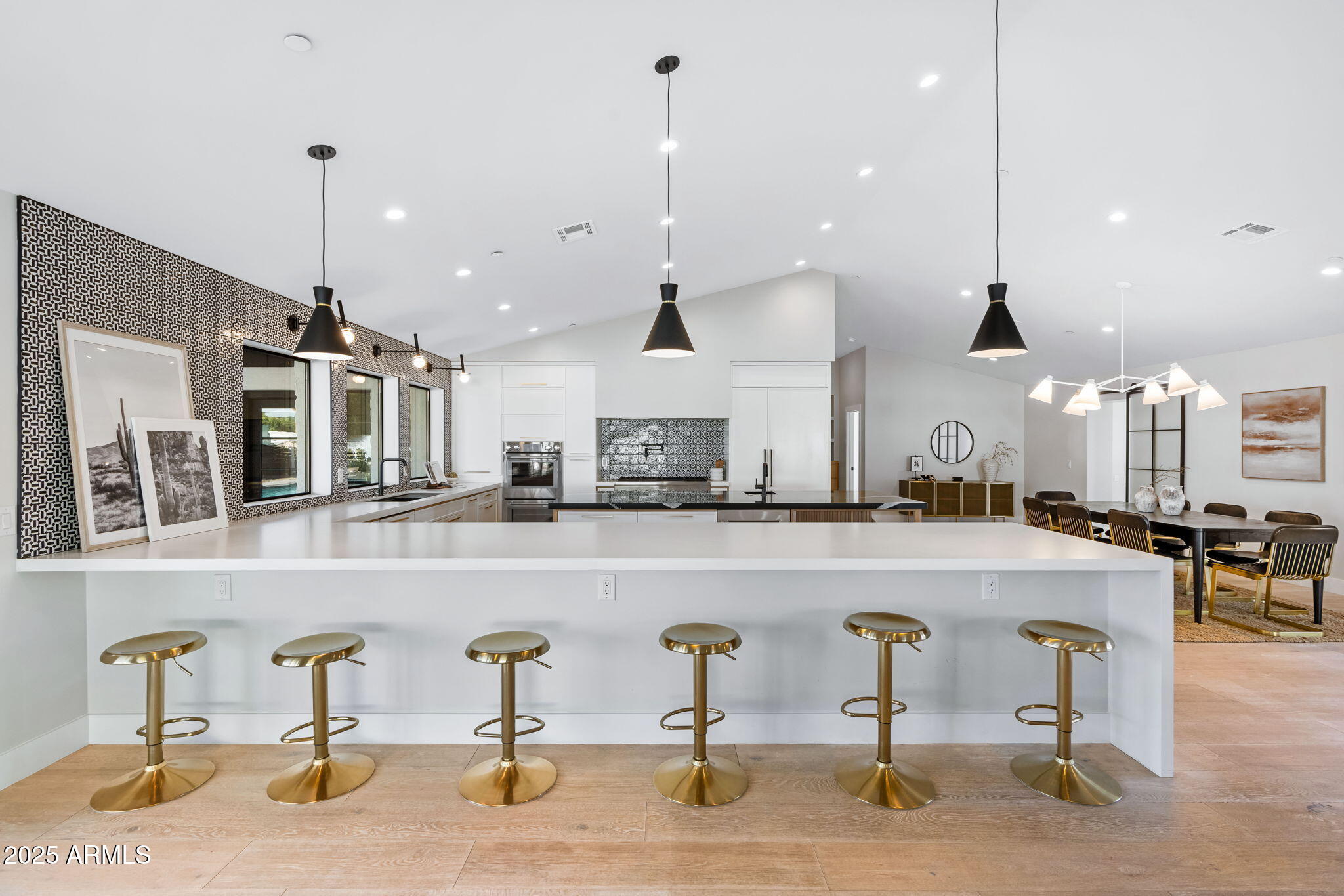 ARROYO HEIGHTS - Residential