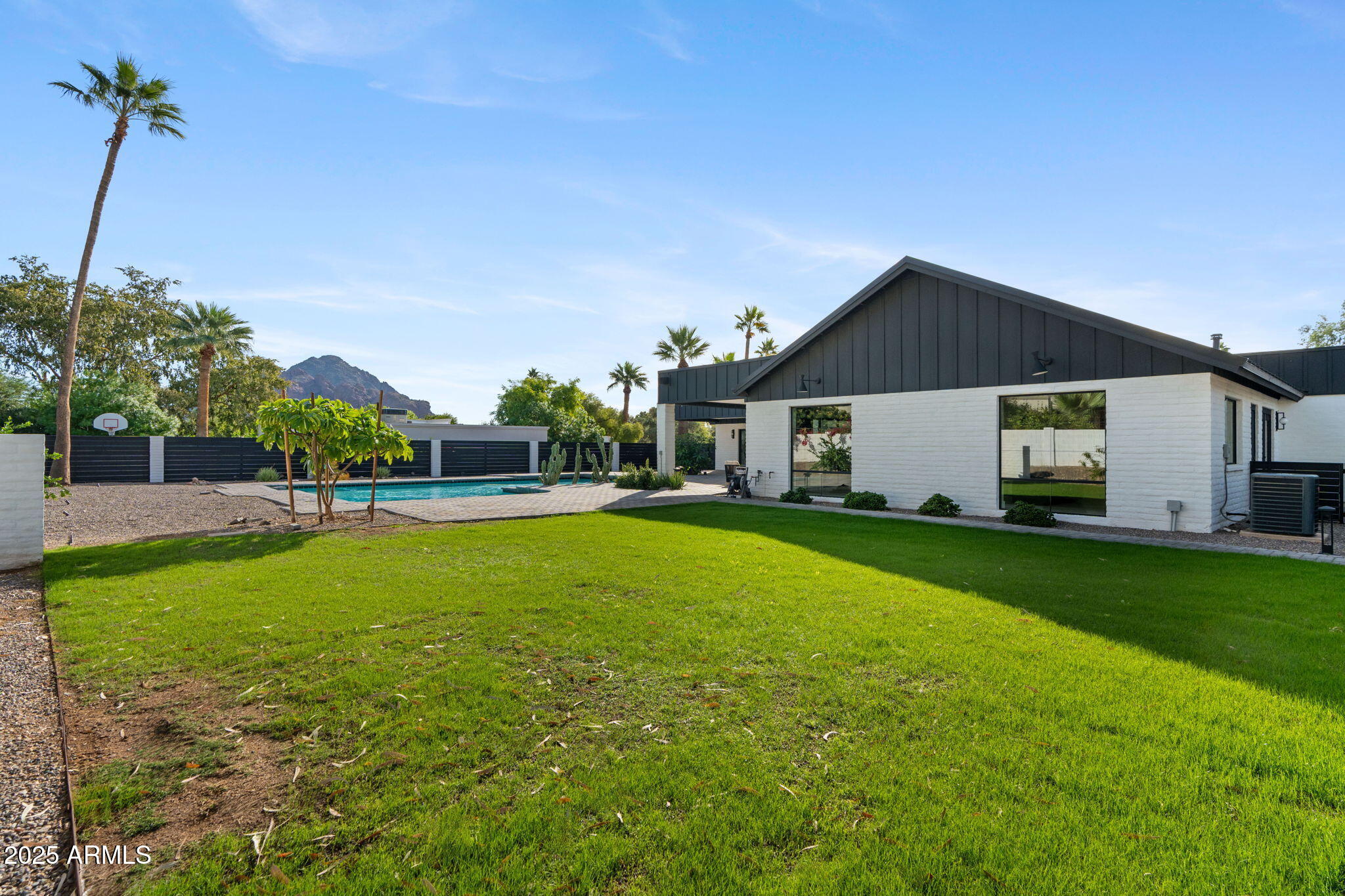 ARROYO HEIGHTS - Residential