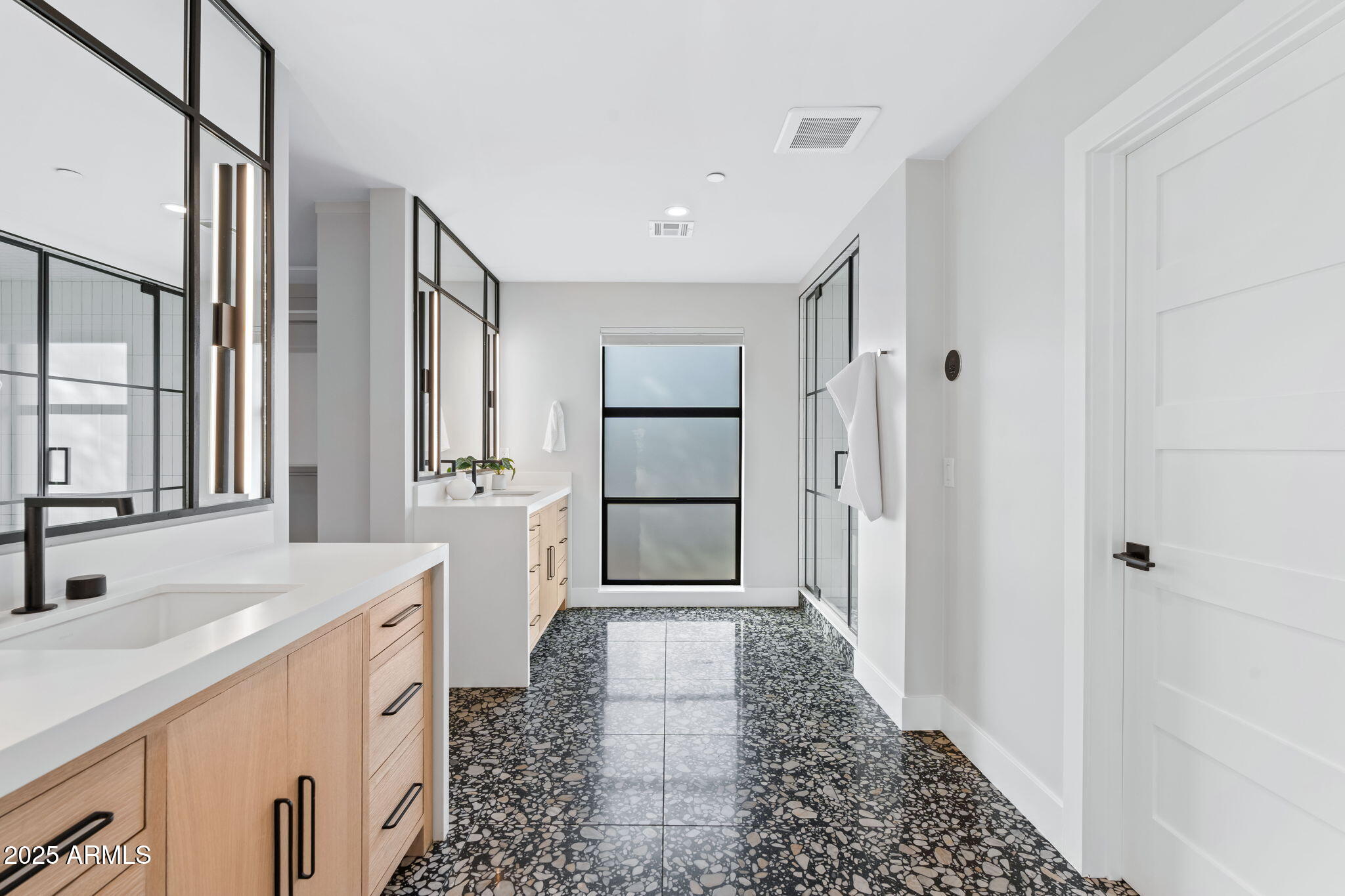 ARROYO HEIGHTS - Residential