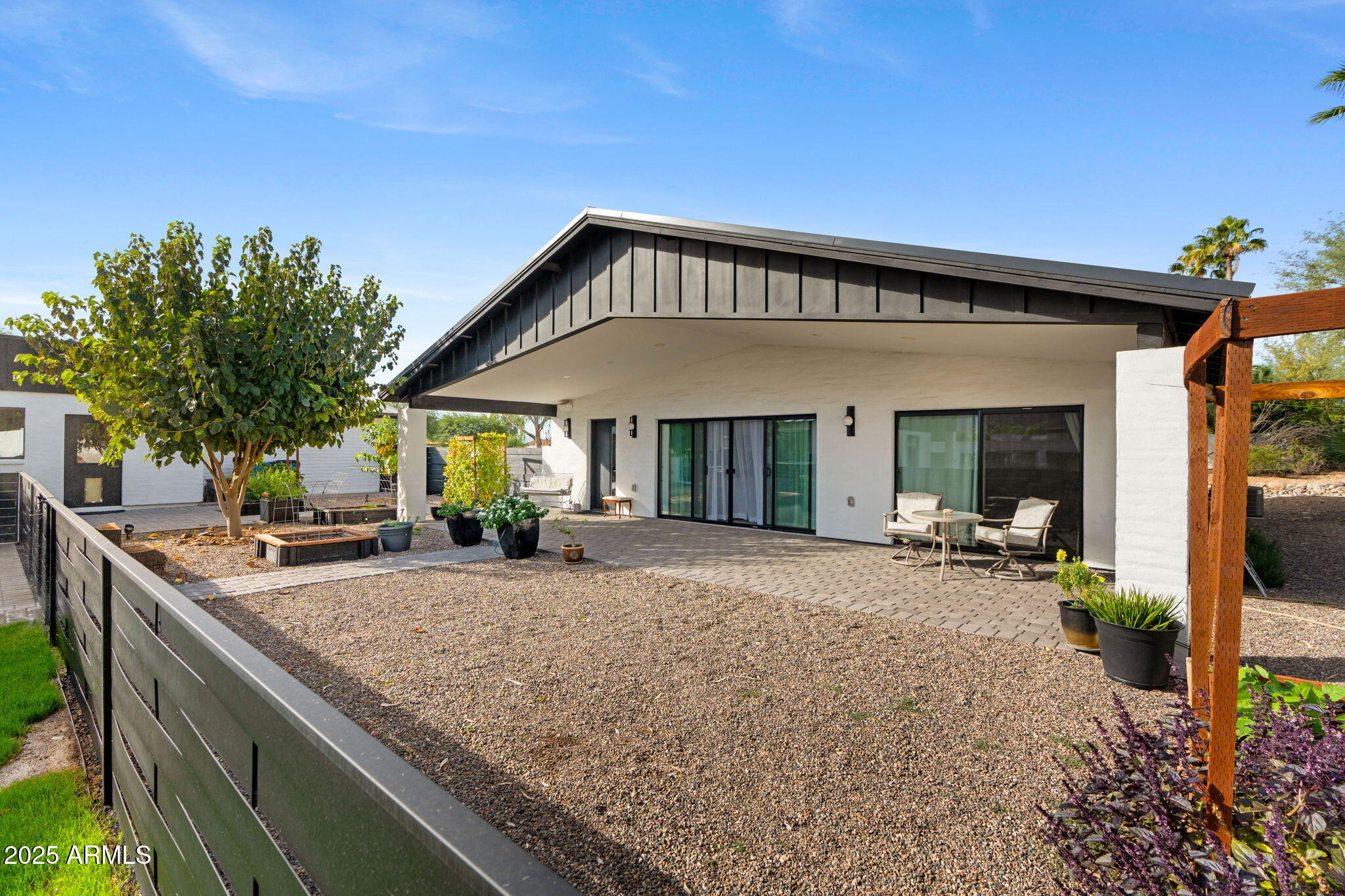 ARROYO HEIGHTS - Residential