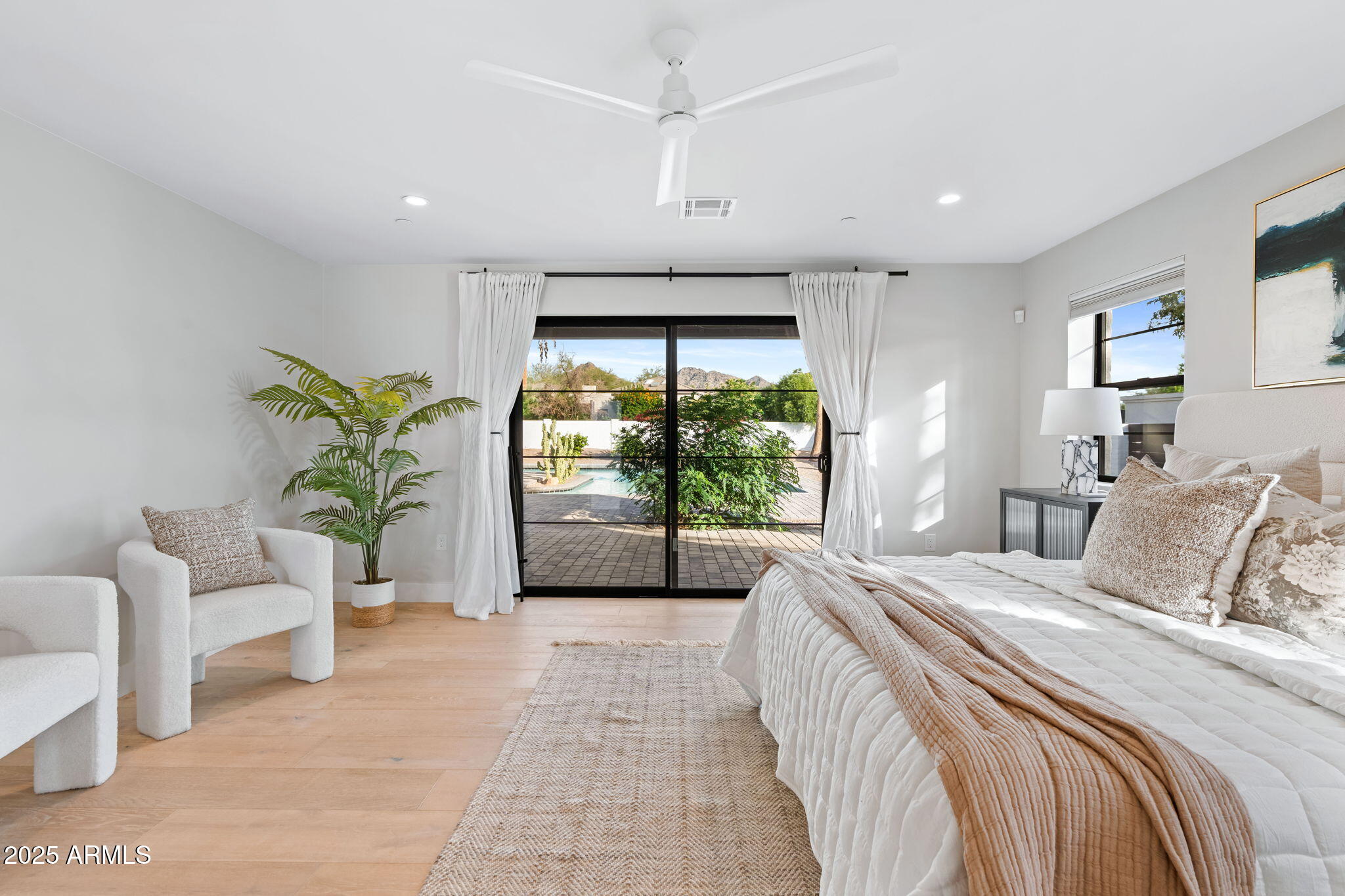ARROYO HEIGHTS - Residential