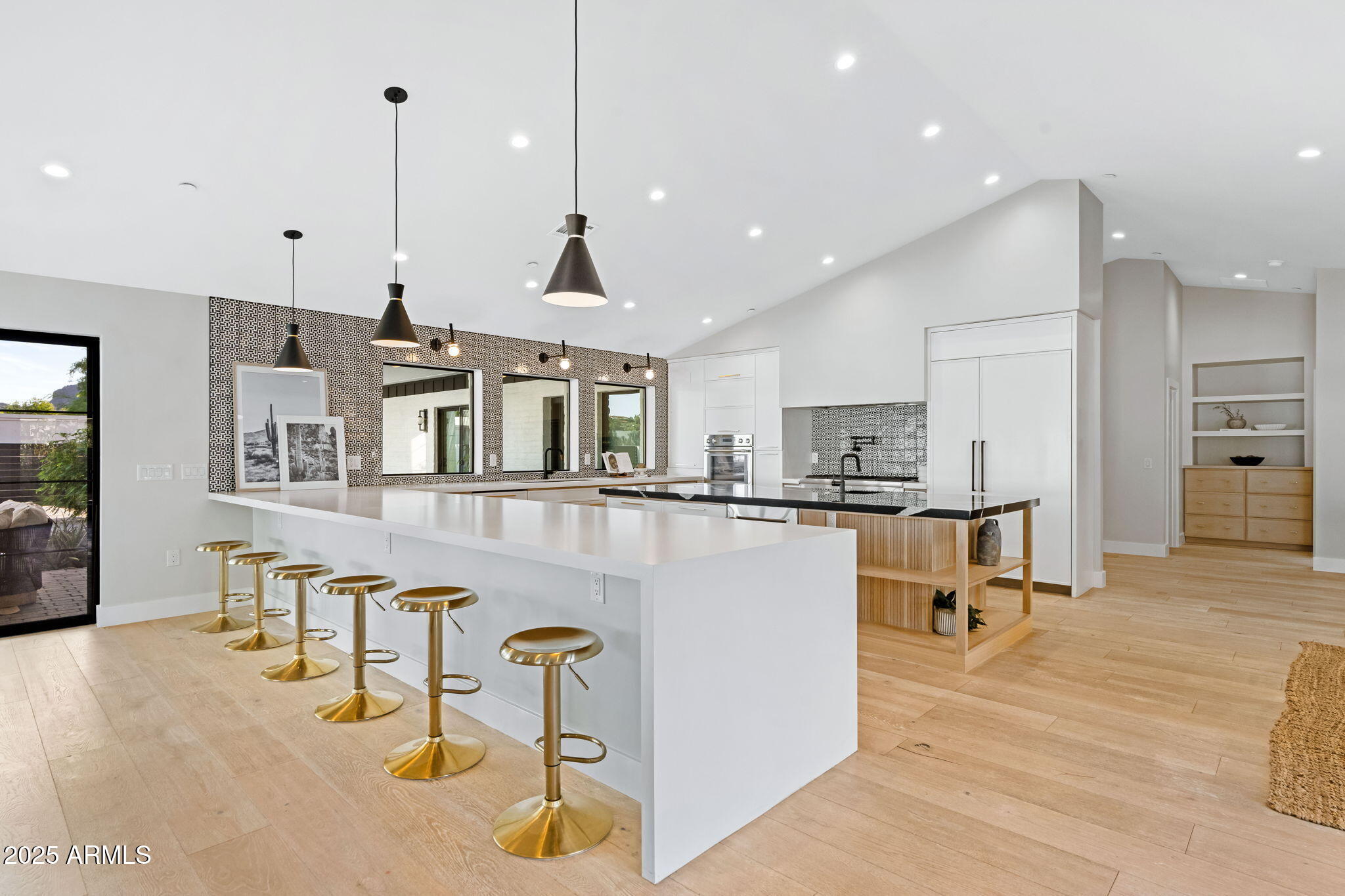 ARROYO HEIGHTS - Residential