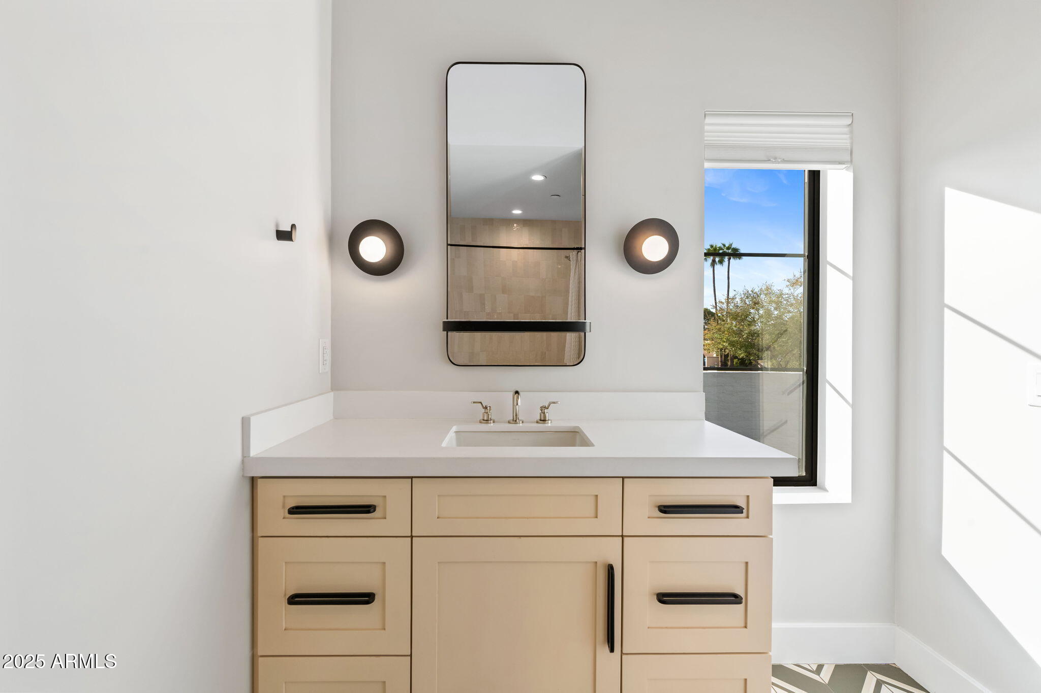 ARROYO HEIGHTS - Residential
