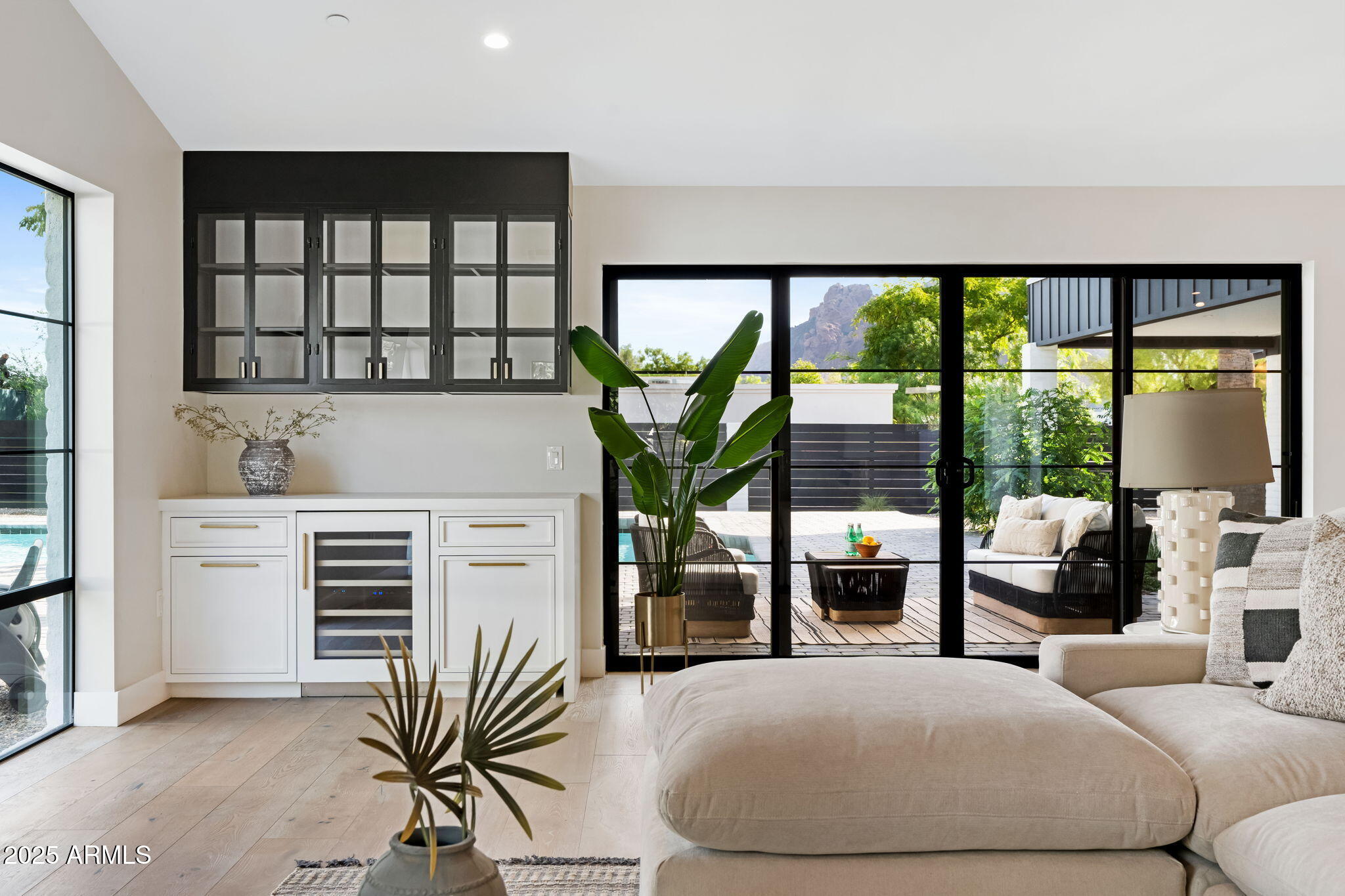 ARROYO HEIGHTS - Residential