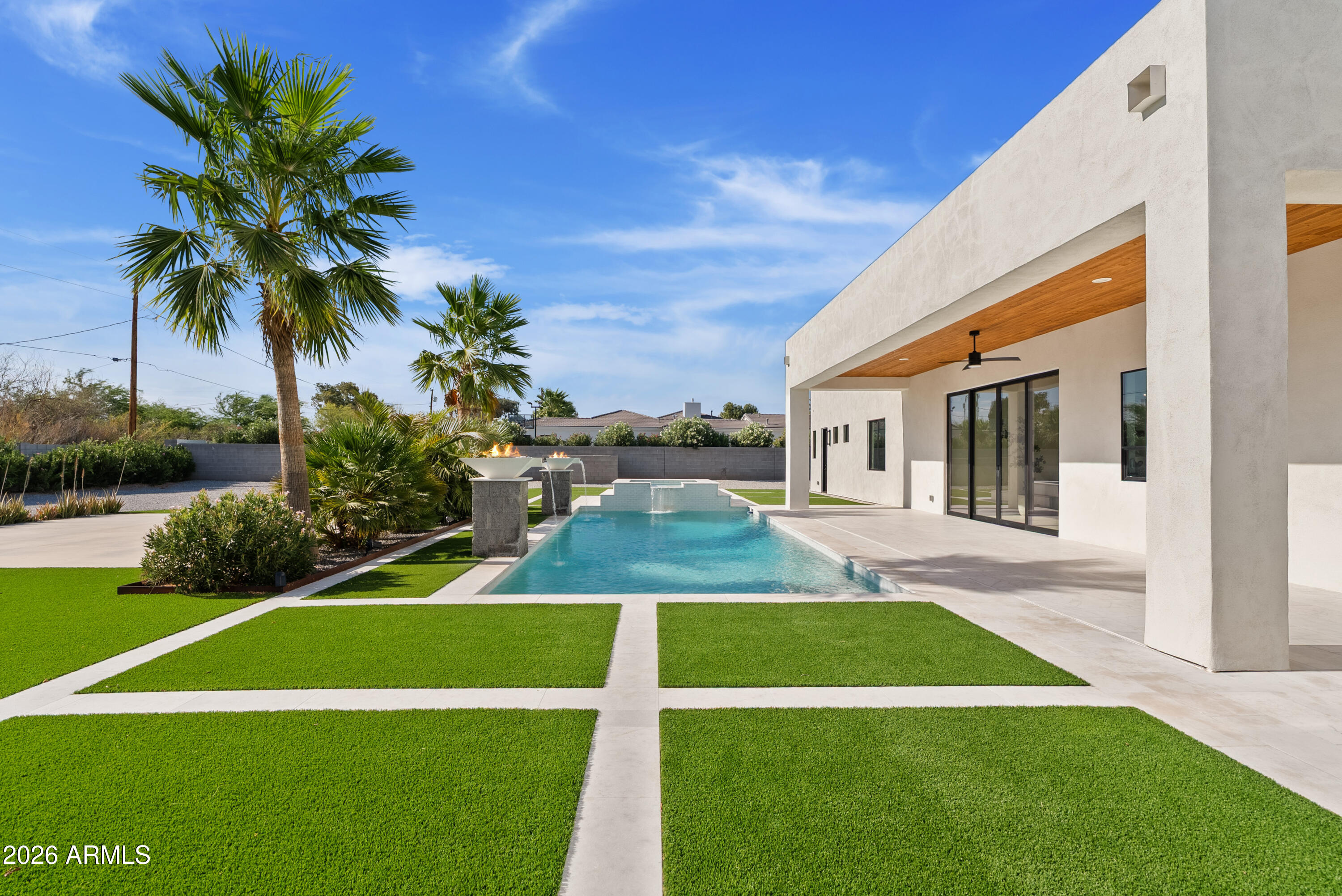 DESERT ESTATES 16 - Residential