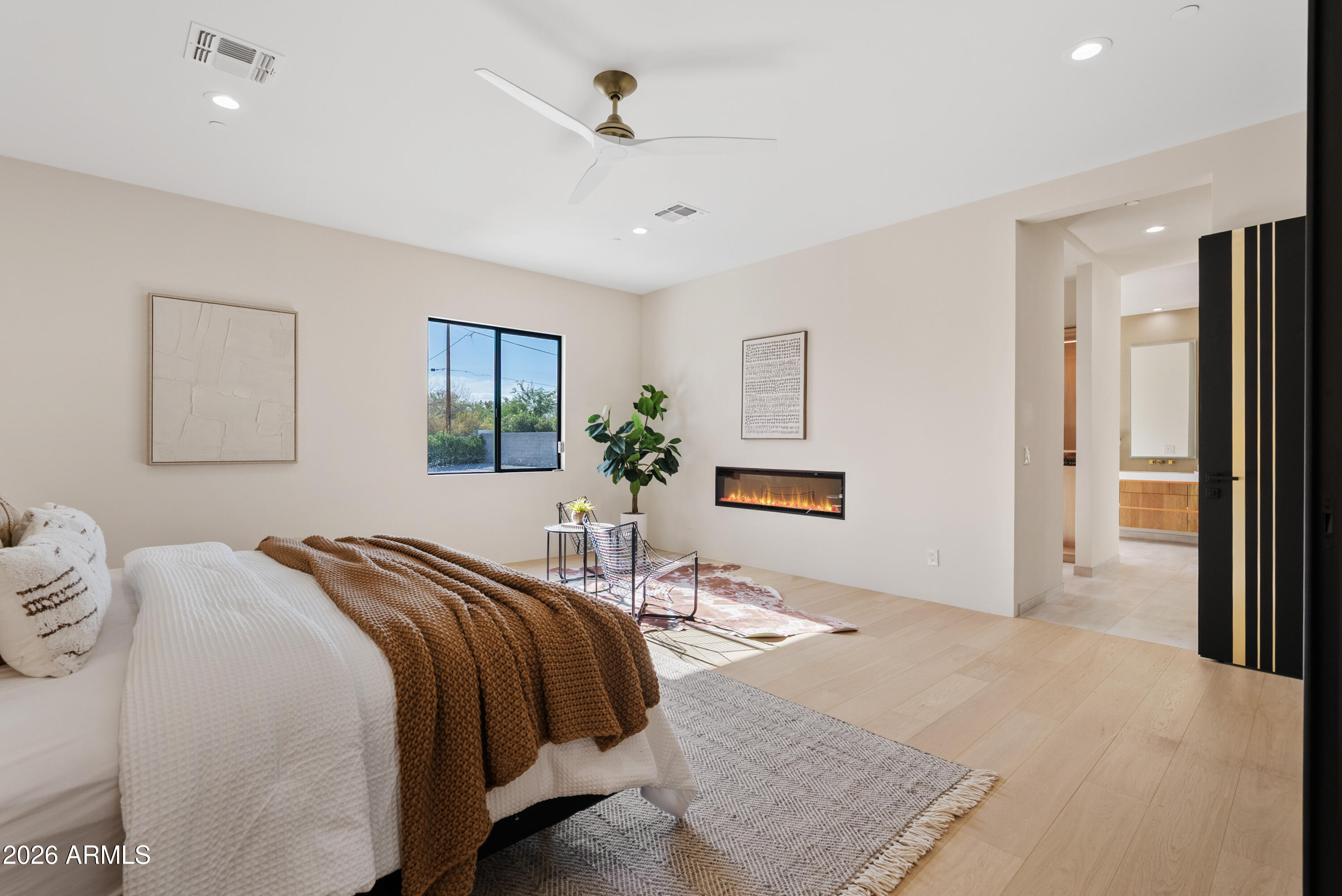 DESERT ESTATES 16 - Residential