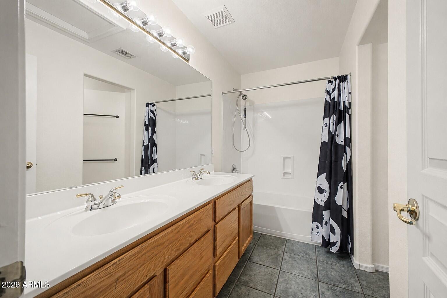 HORIZONS AT SCARLETT CANYON - Residential