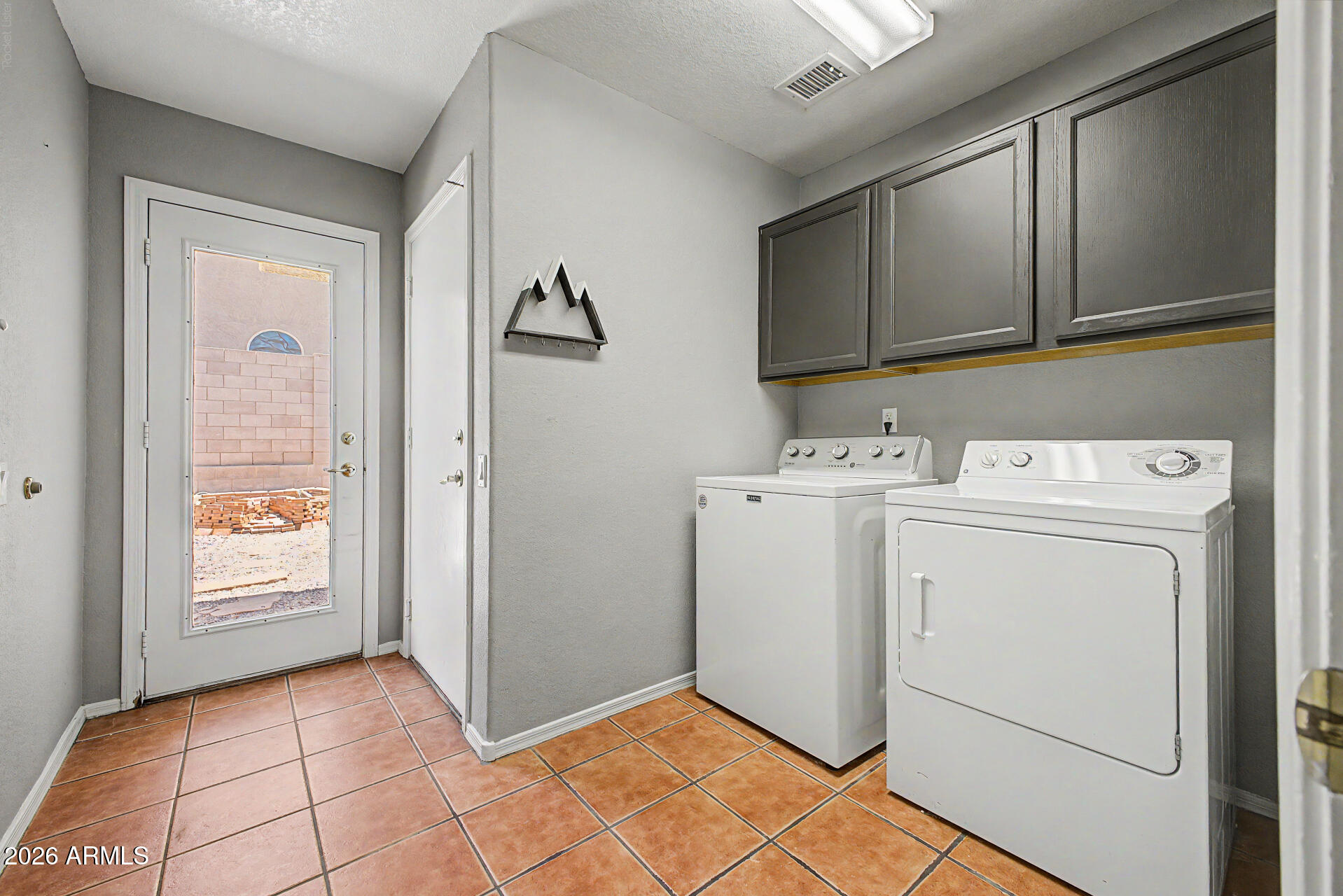 HORIZONS AT SCARLETT CANYON - Residential