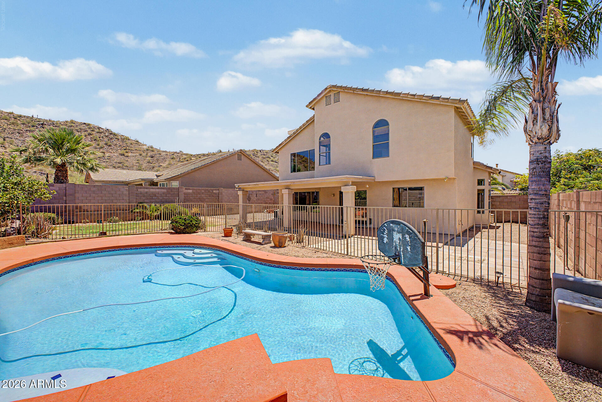 HORIZONS AT SCARLETT CANYON - Residential