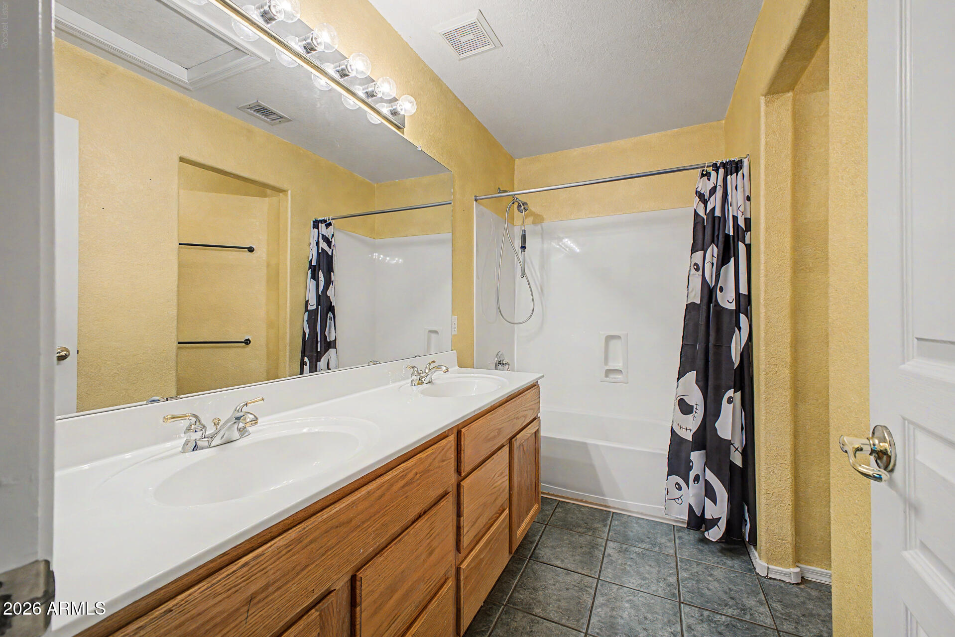 HORIZONS AT SCARLETT CANYON - Residential