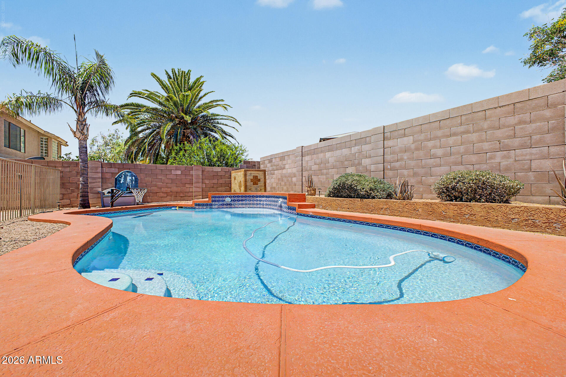 HORIZONS AT SCARLETT CANYON - Residential
