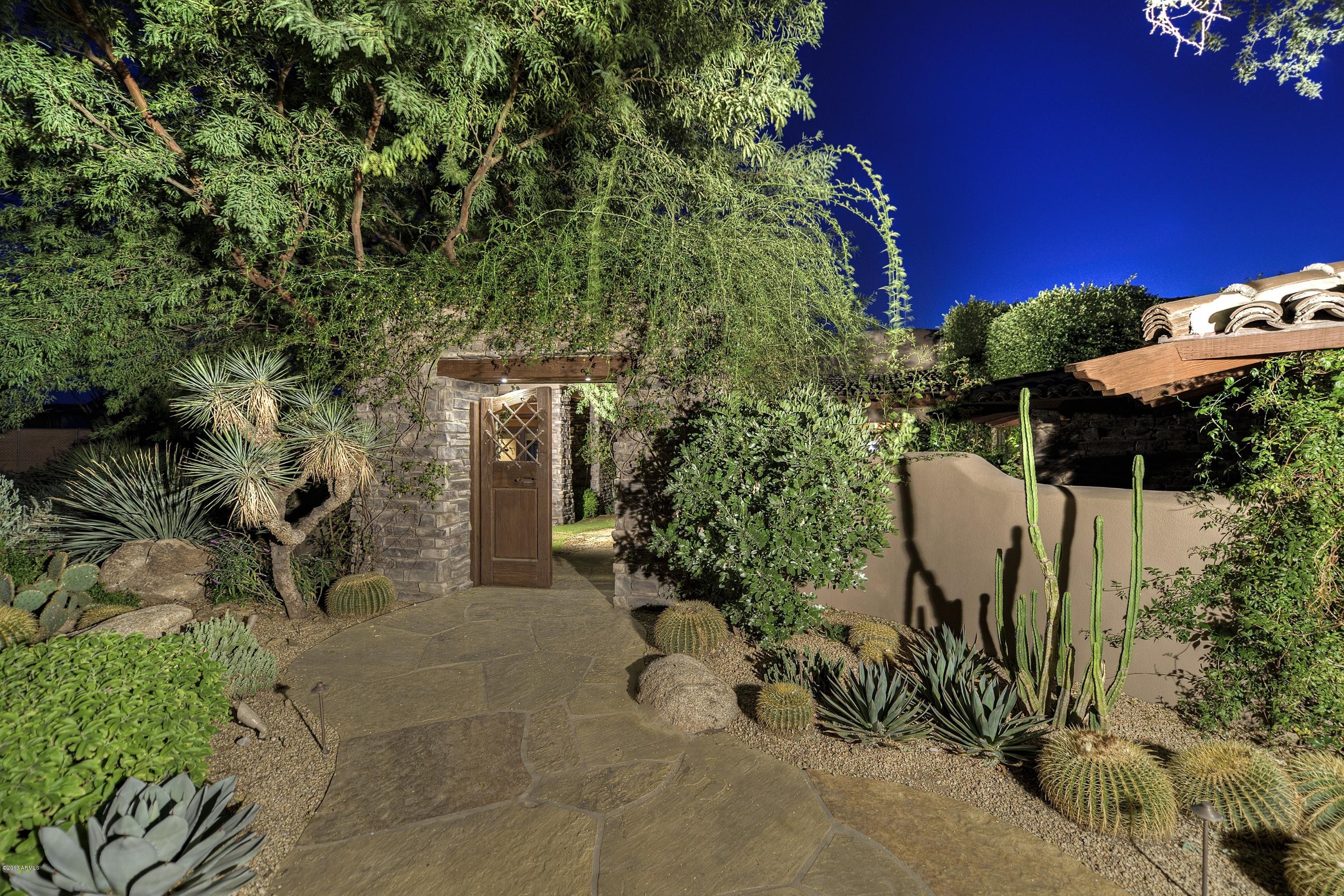Estancia - Residential