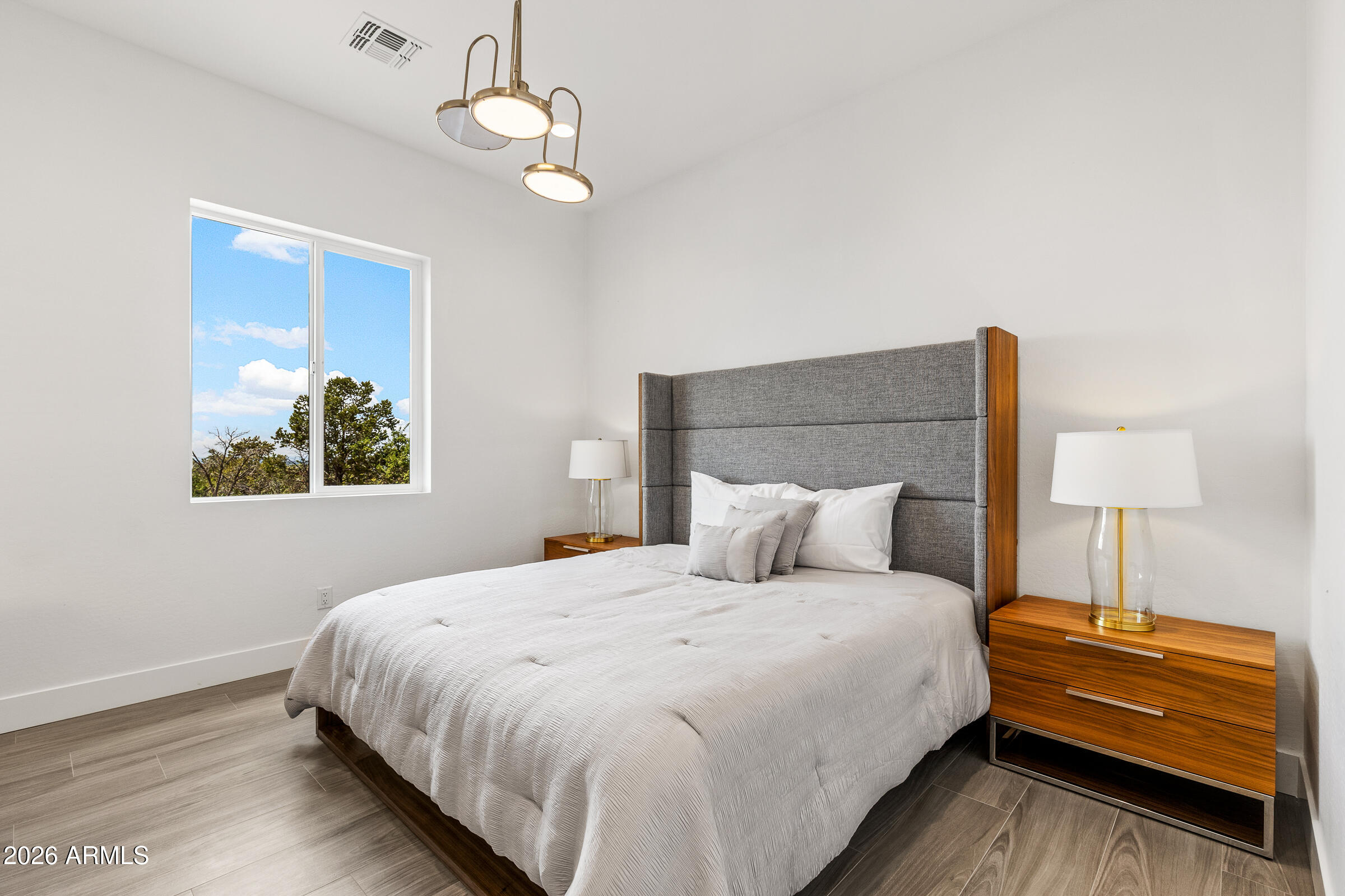 Red Lake Mountain Ranche - Residential