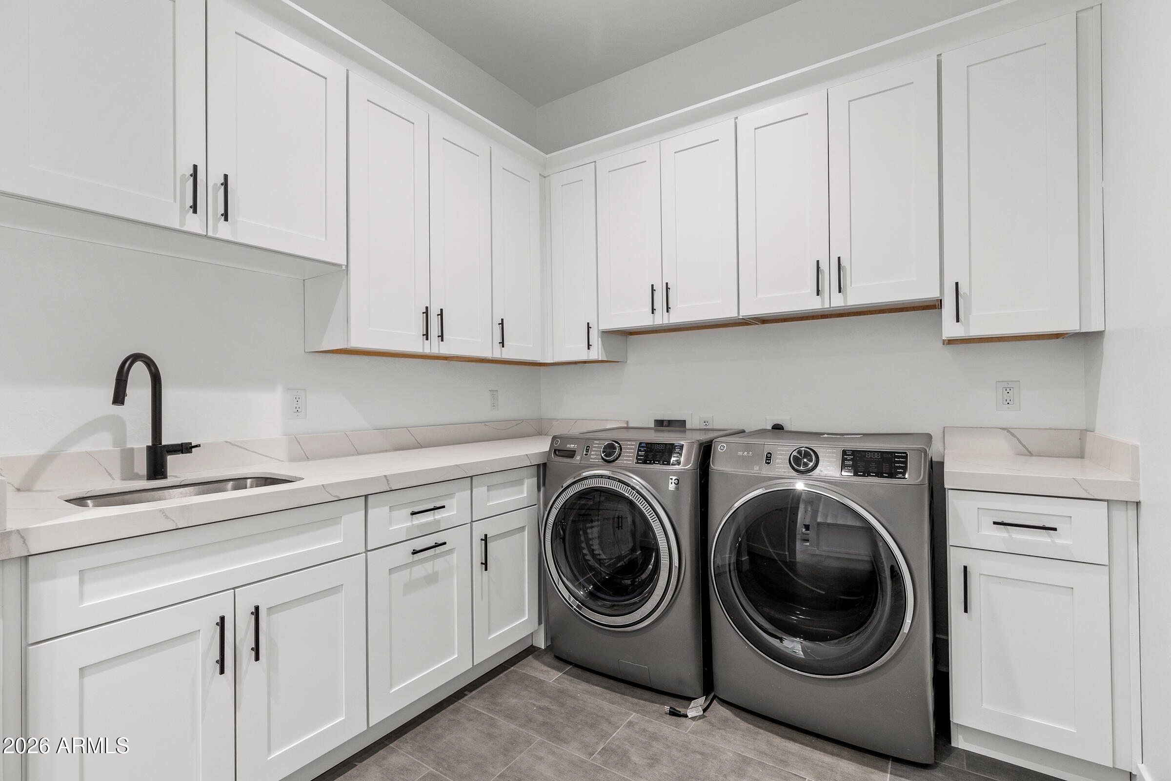 Red Lake Mountain Ranche - Residential