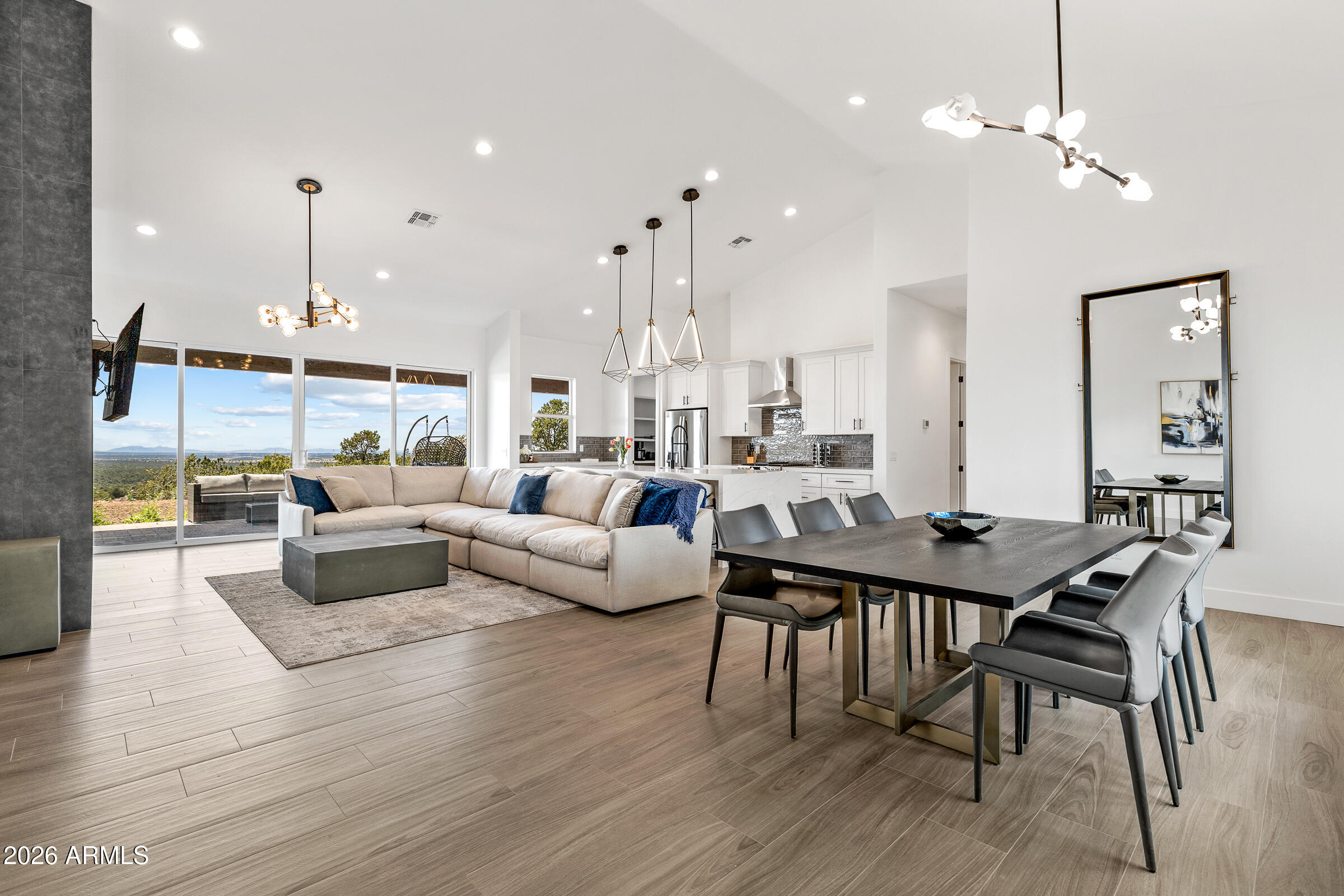 Red Lake Mountain Ranche - Residential