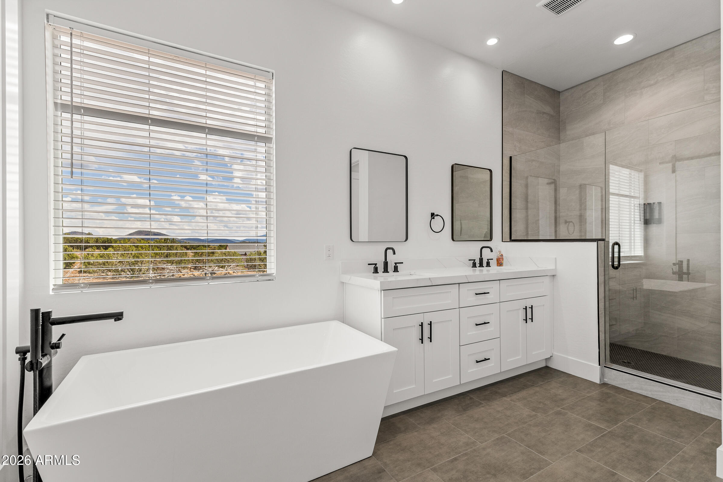 Red Lake Mountain Ranche - Residential